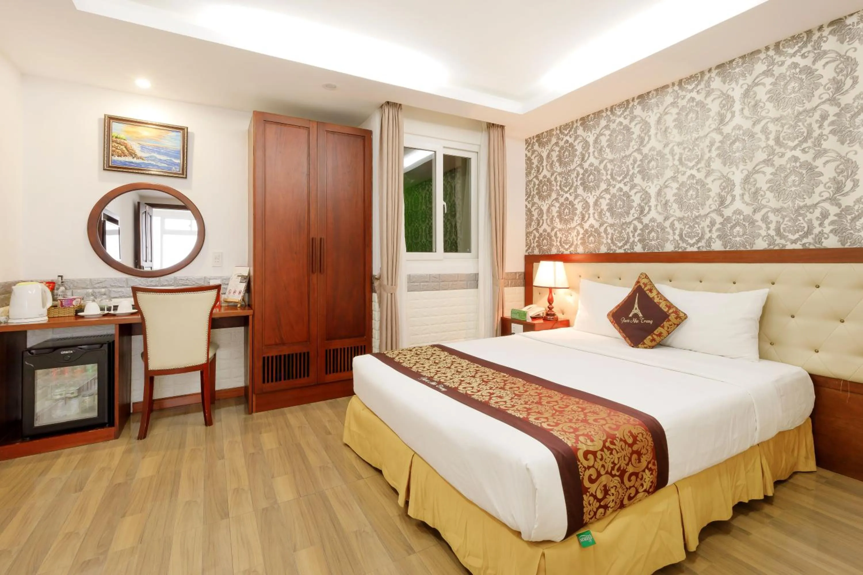 Bed in Paris Luxury Hotel & Apartment Nha Trang