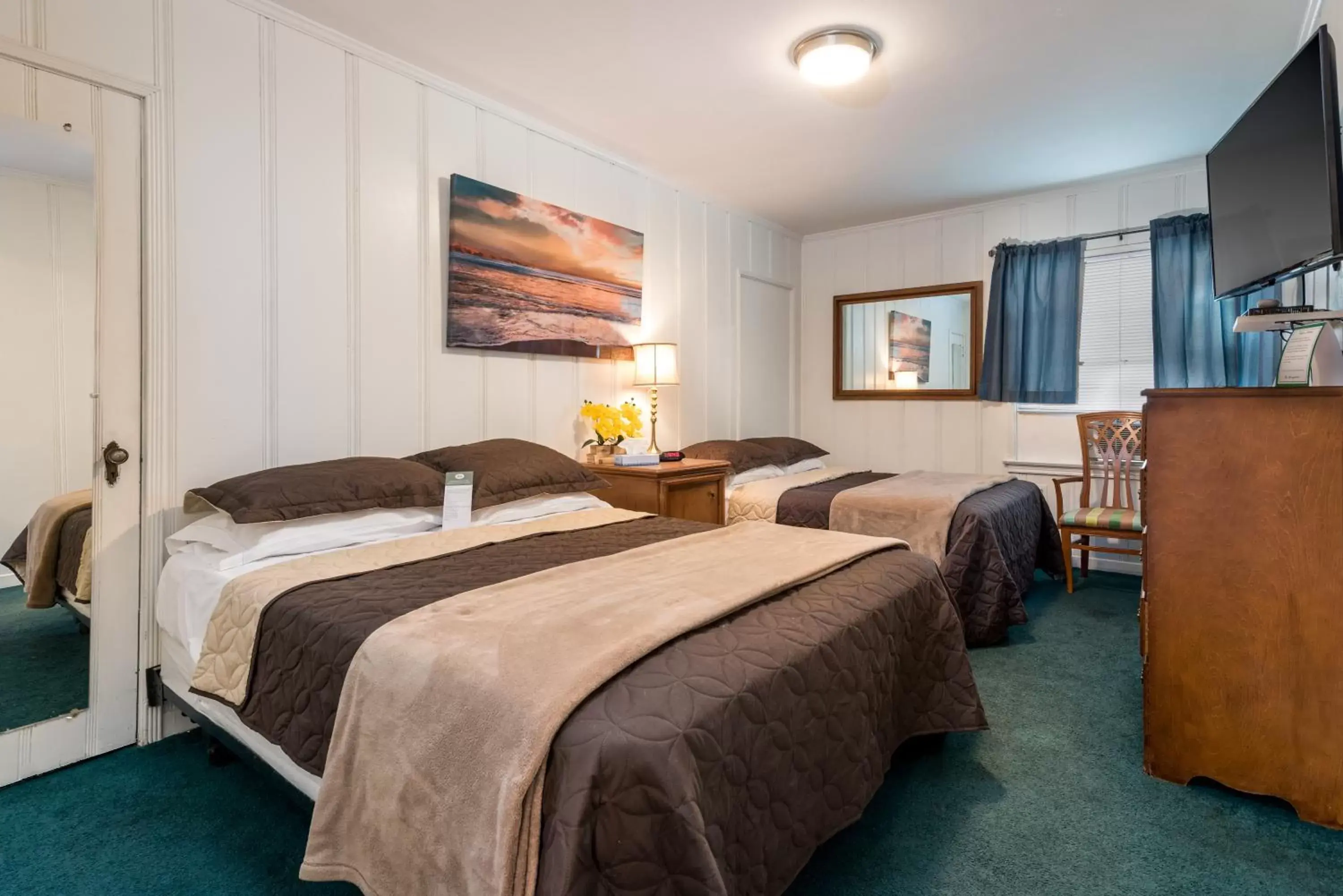 Standard Family Room in Wilshire Motel Standard Family Room in Wilshire Motel