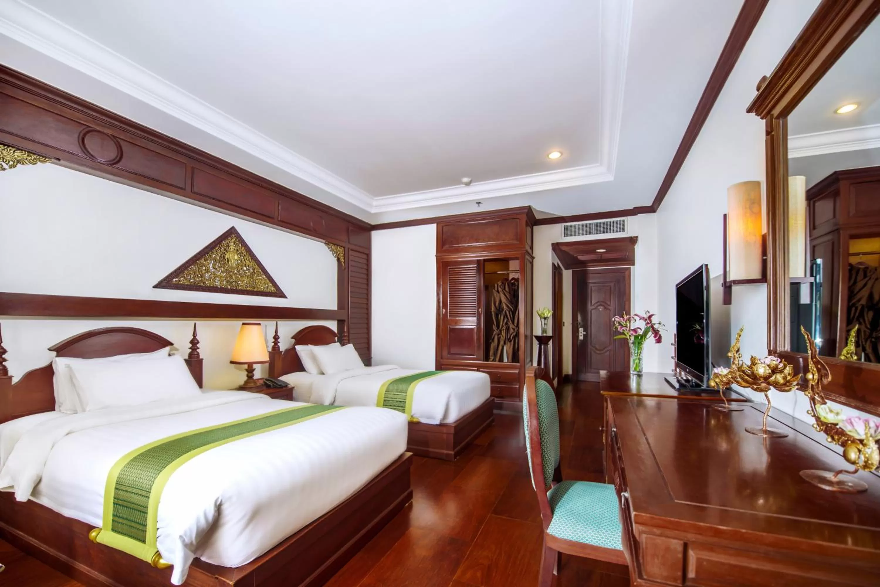 Bed in Borei Angkor Resort & Spa