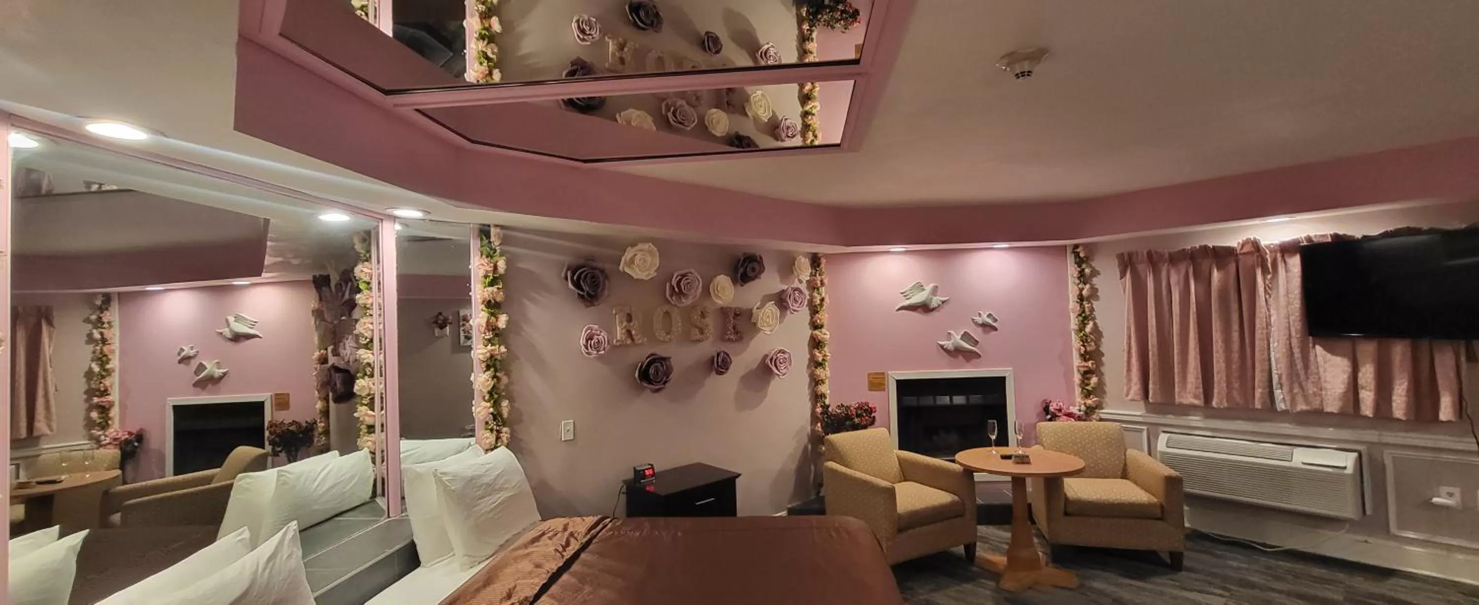 Evening entertainment in Inn of the Dove Harrisburg-Hershey Romantic Suites