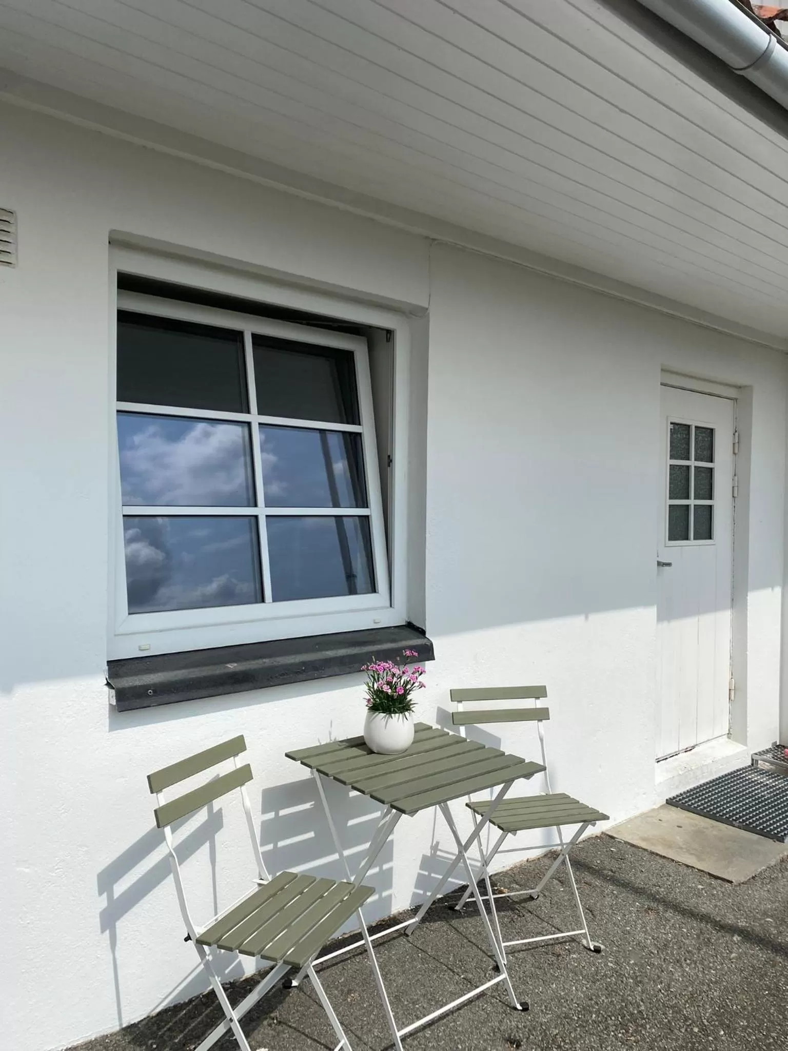 Property building in Lilland Brewery Hotel