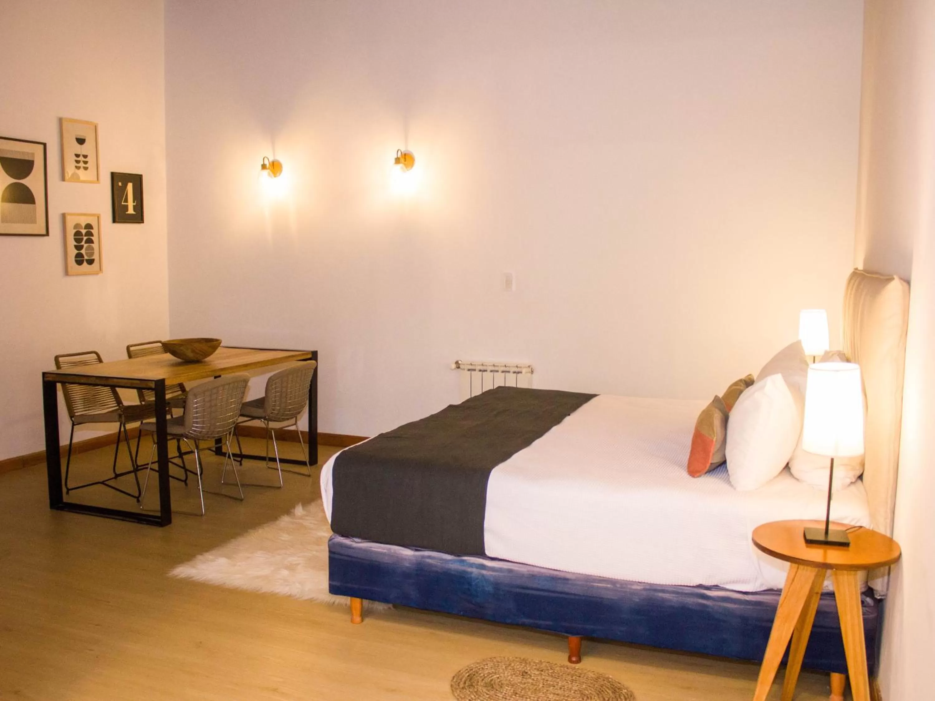 Double Room with Private External Bathroom in My Pod House