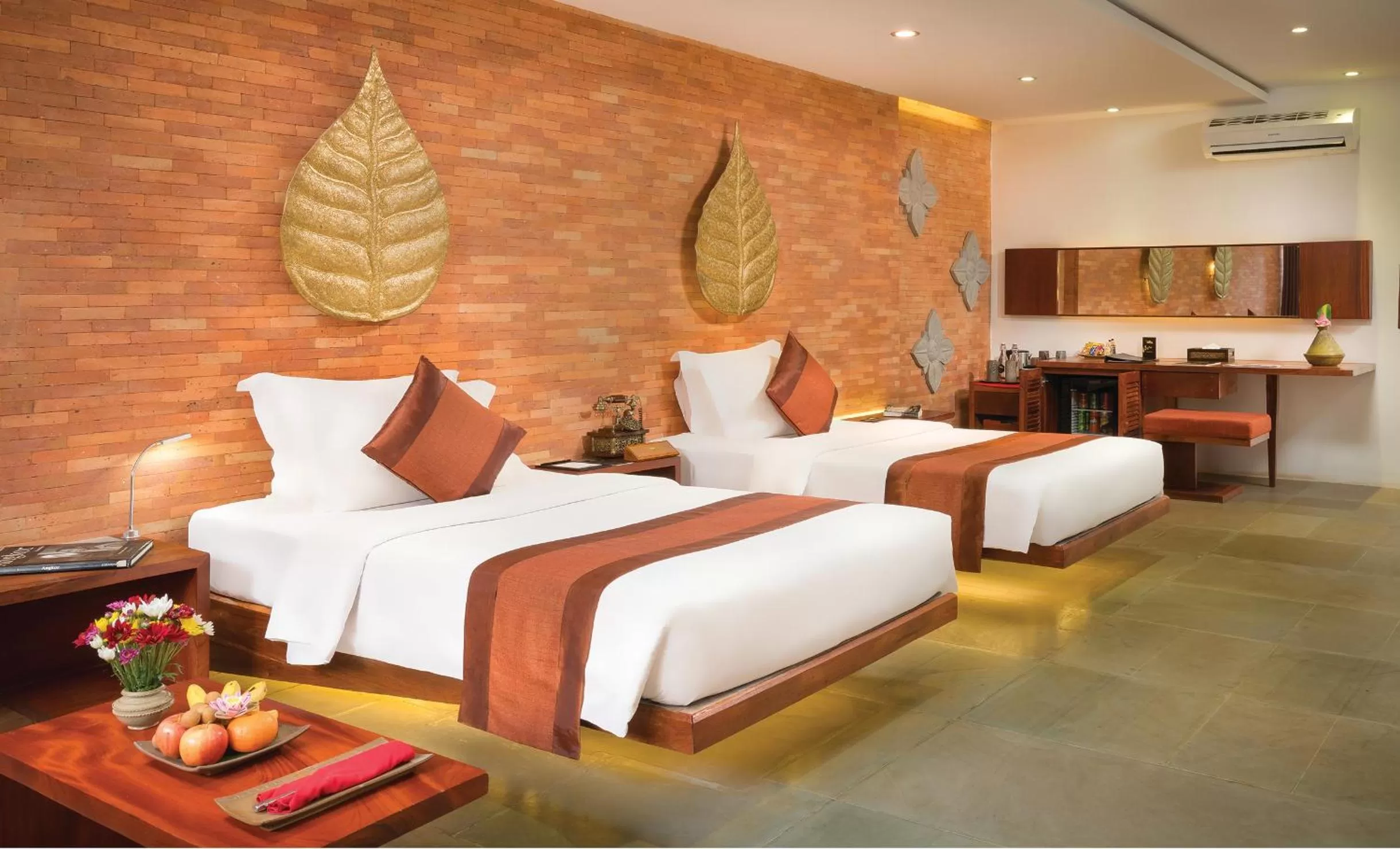 Bedroom, Bed in Golden Temple Residence