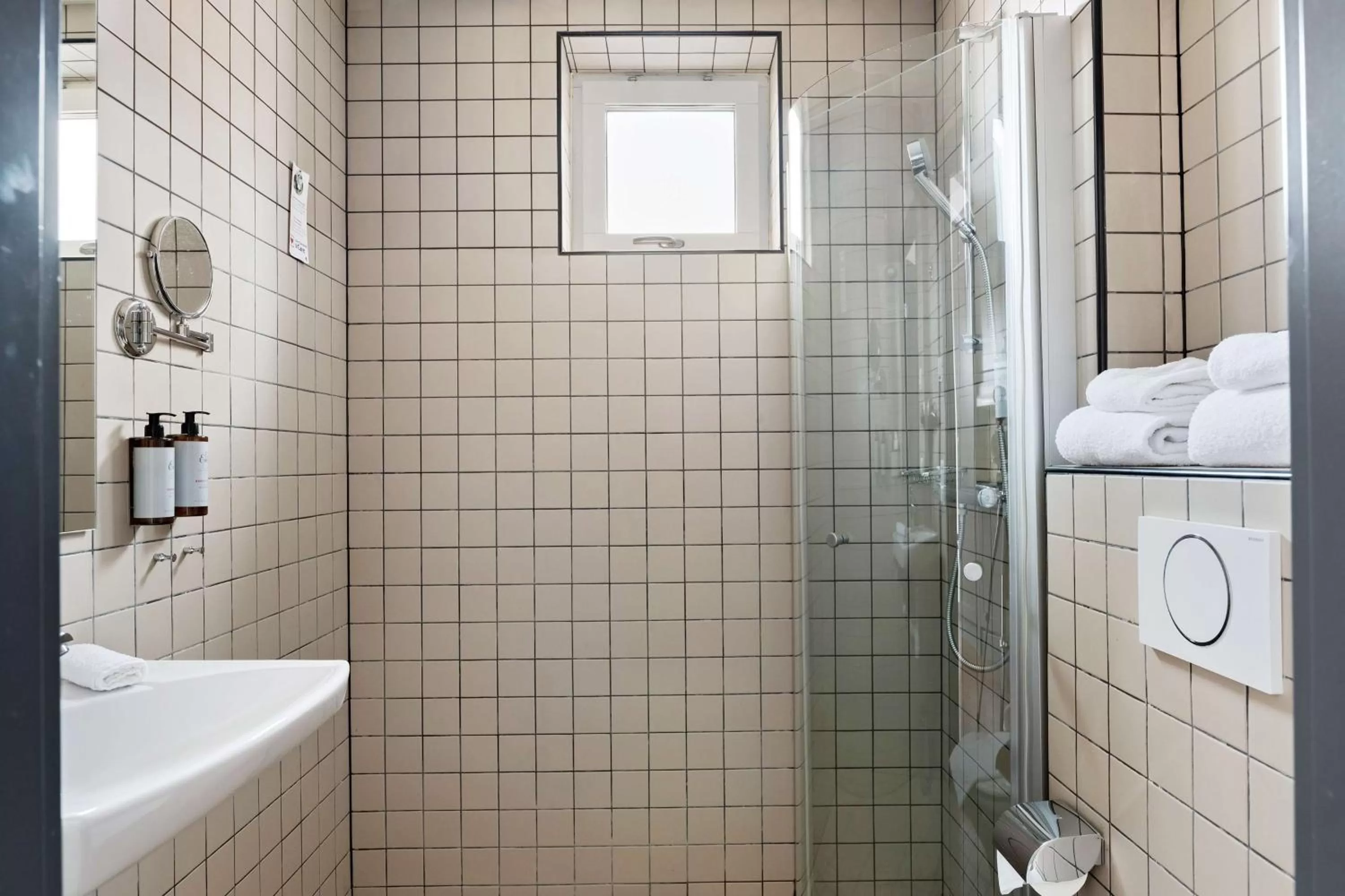 Bathroom in Best Western Plus Hotell Nordic Lund