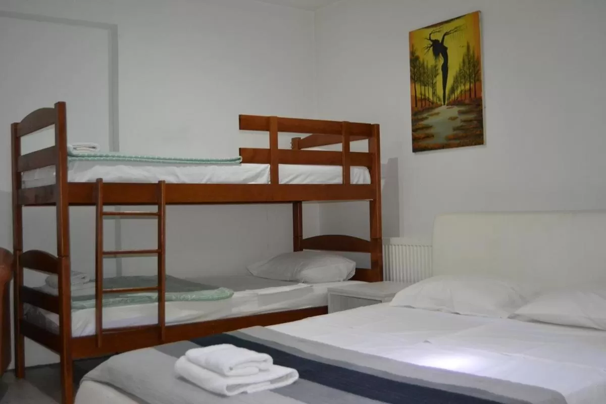 Bunk Bed in LIRA EXCELLENT NIS