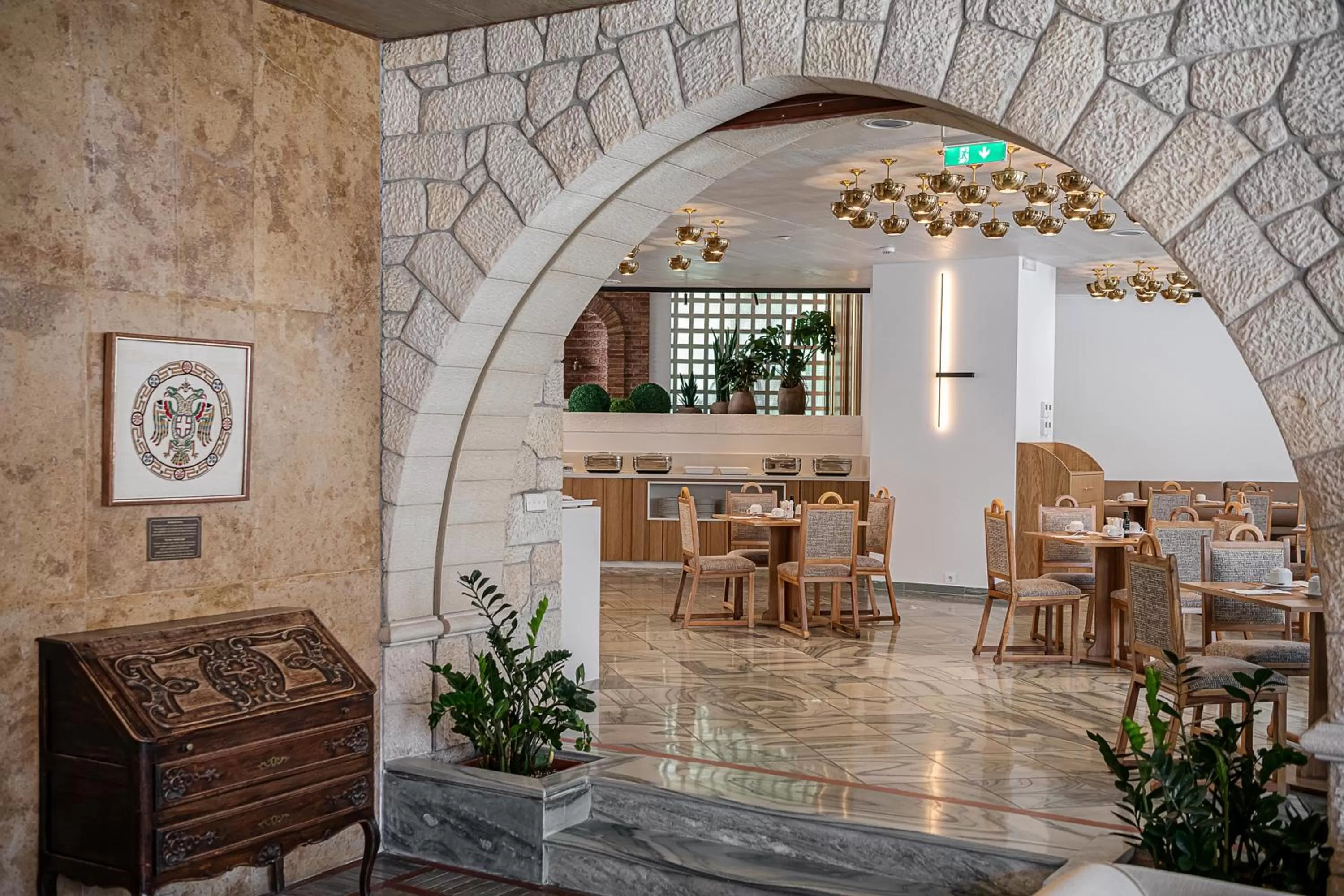 Restaurant/places to eat in Civitel Akali Hotel