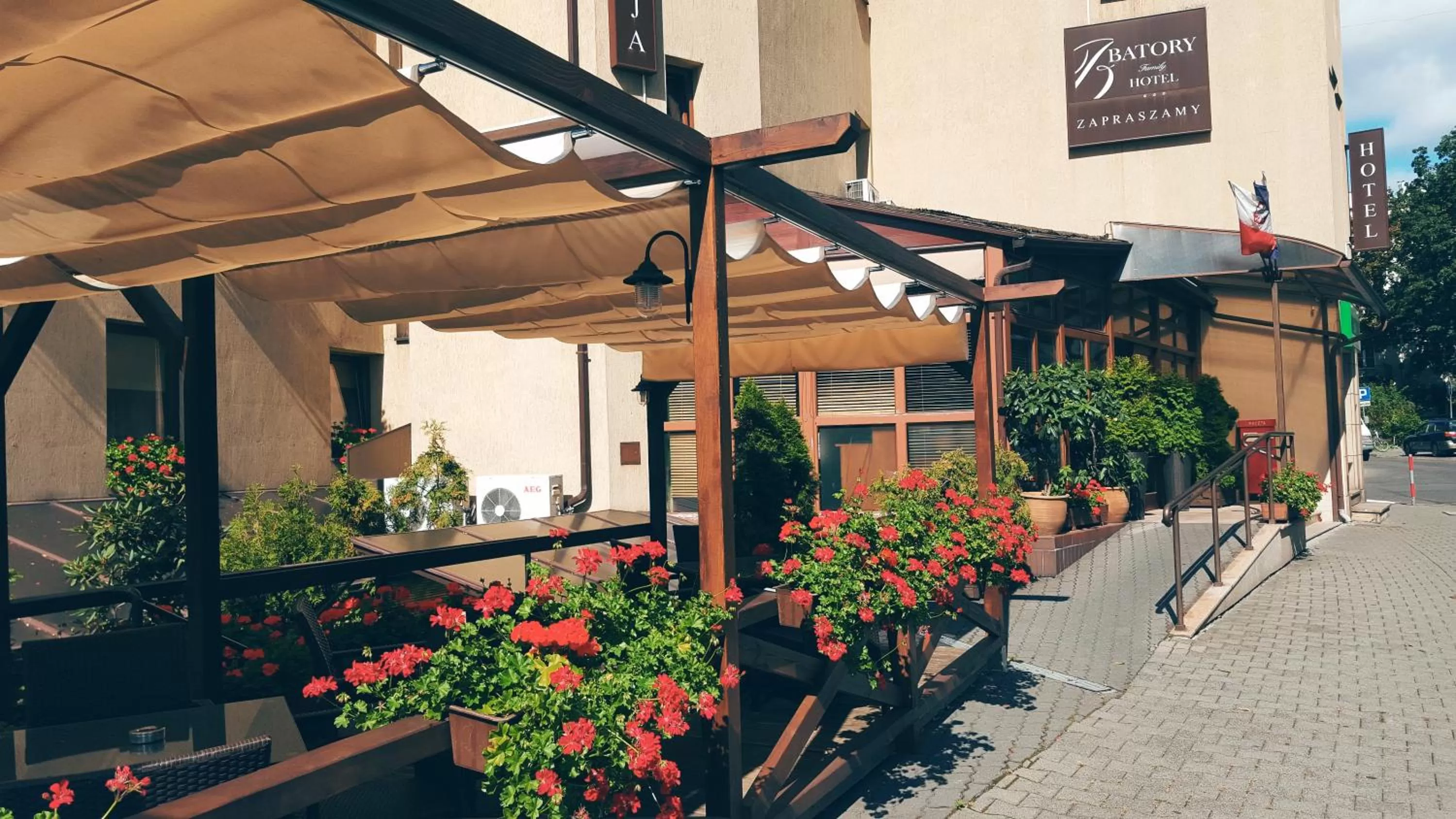 Spring in Hotel Batory