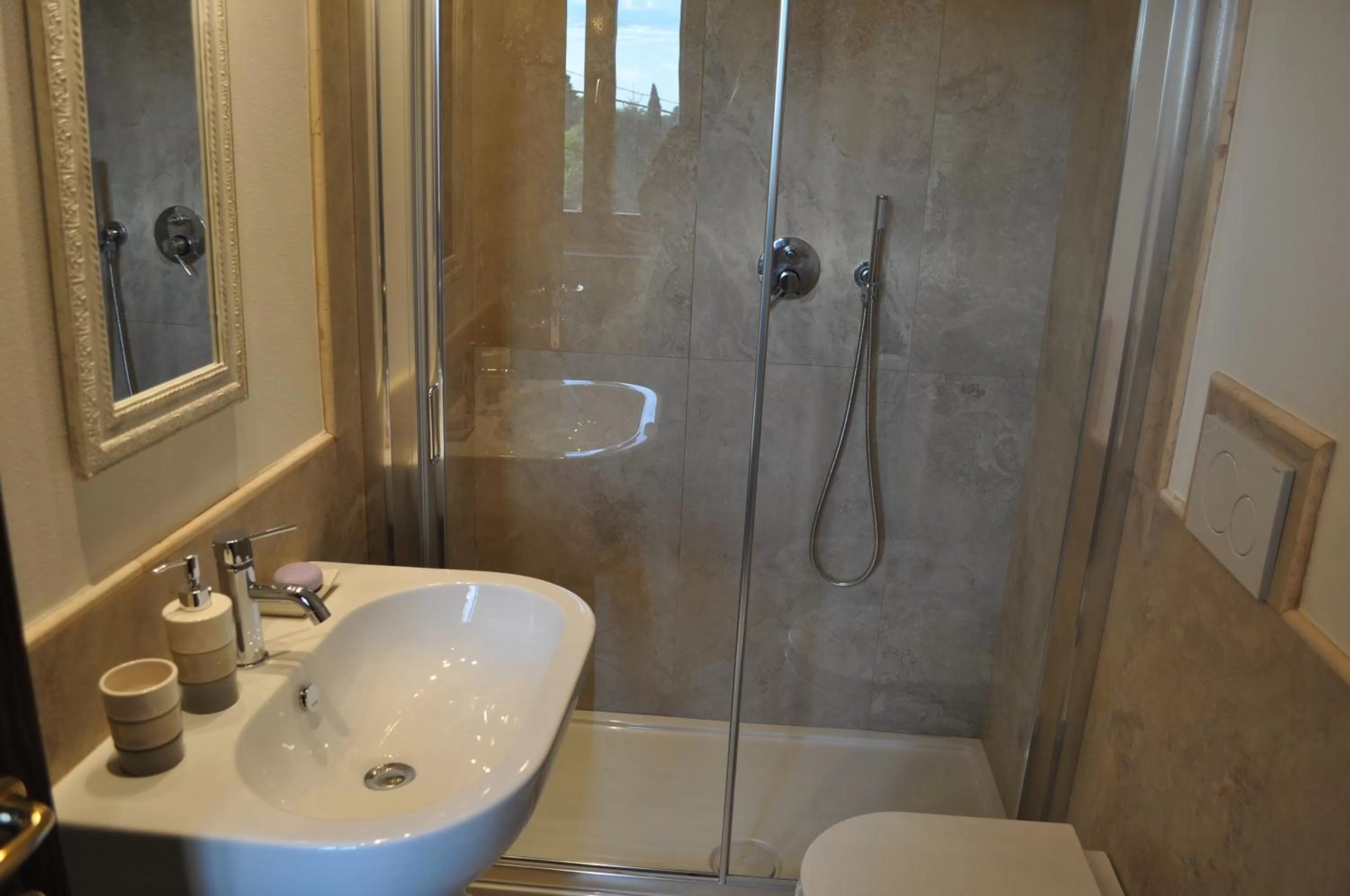 Bathroom in Armonie di Villa Incontri B&B