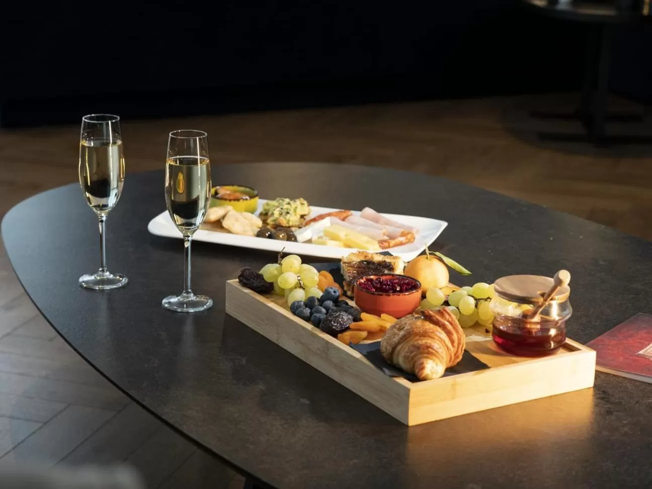 room service in Moncafe BoutiqueHotel Spa