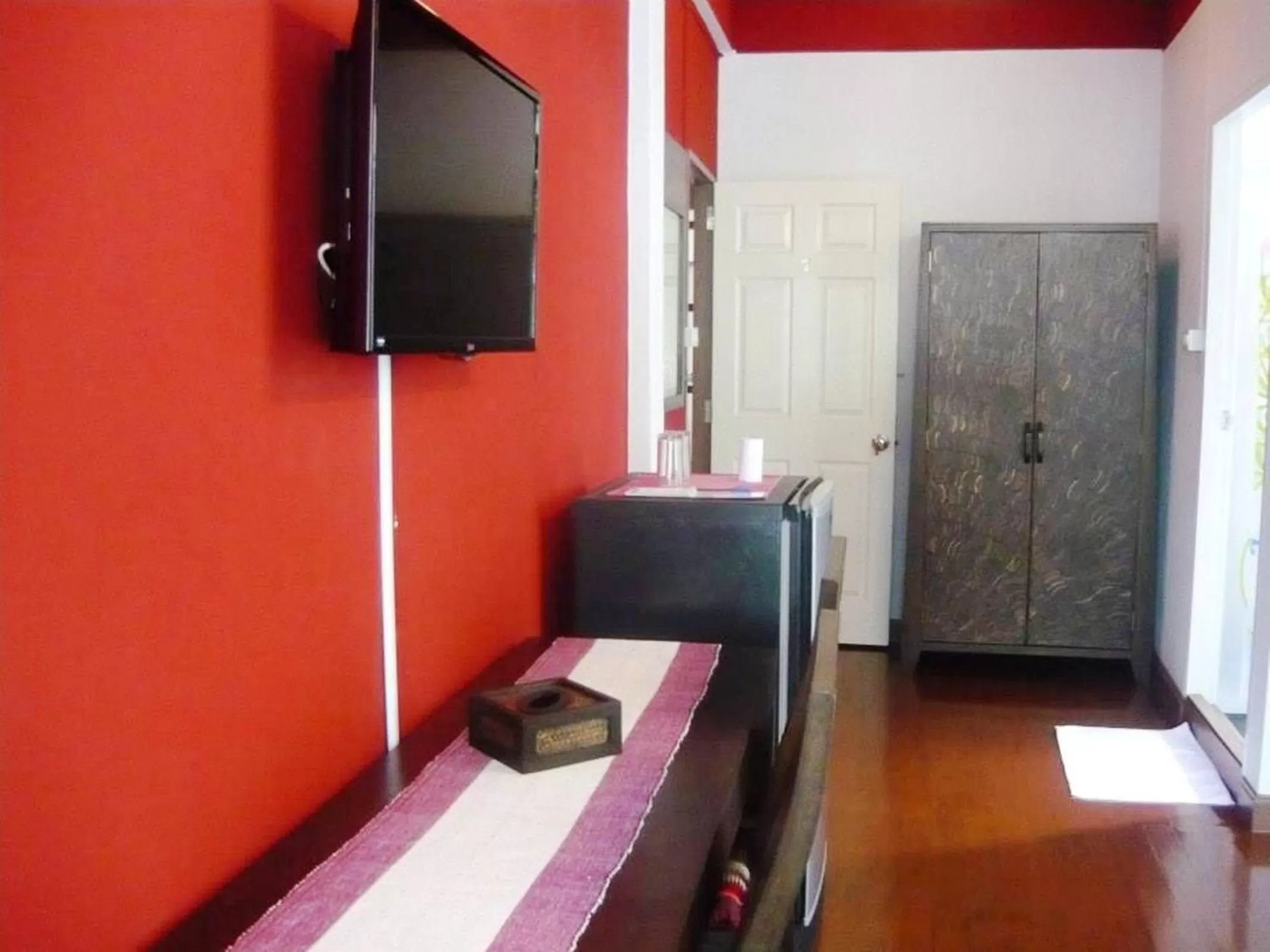 TV and multimedia, TV/Entertainment Center in Baan Glang Soi