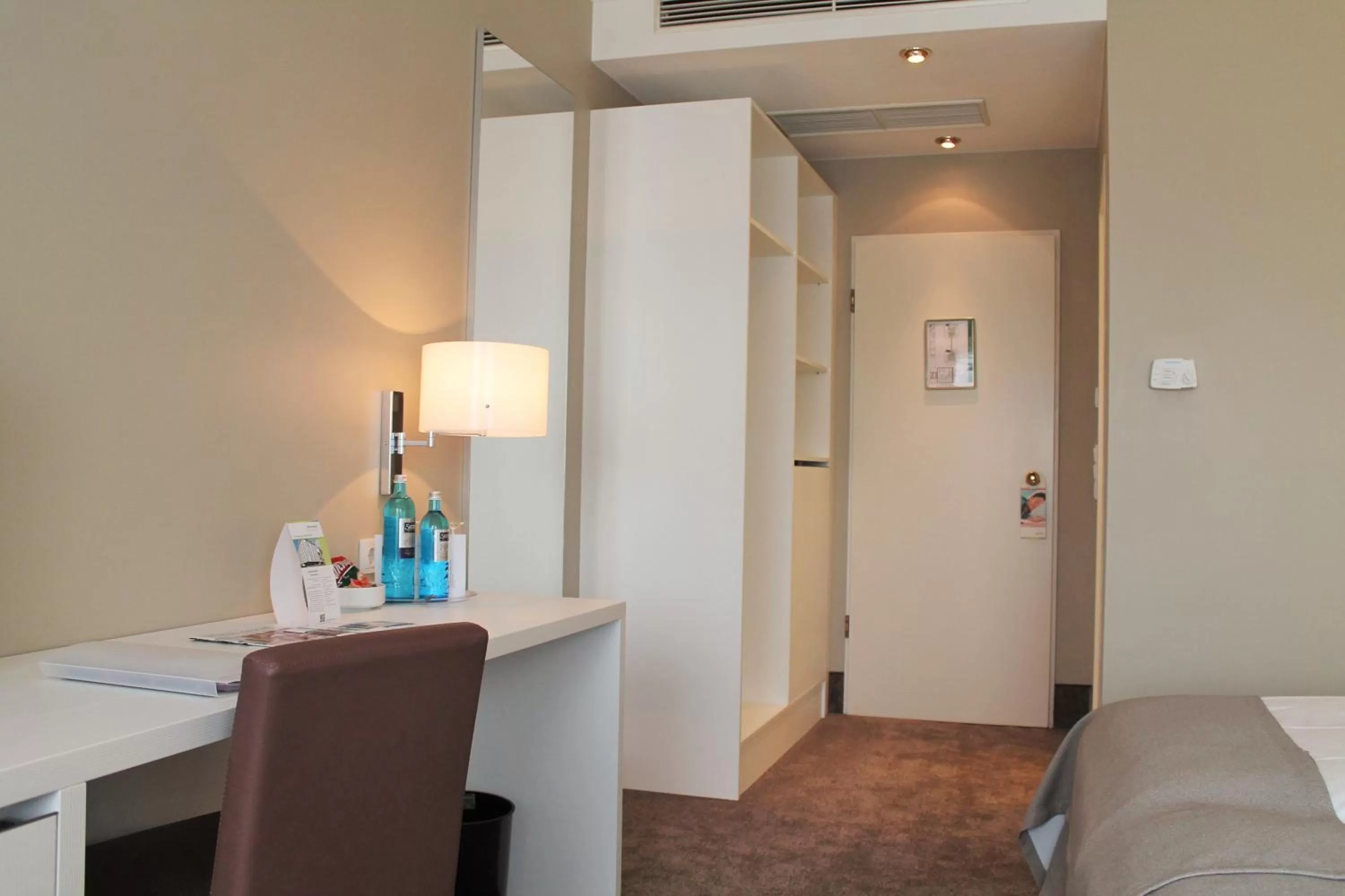 Seating area in relexa hotel Airport Düsseldorf/Ratingen