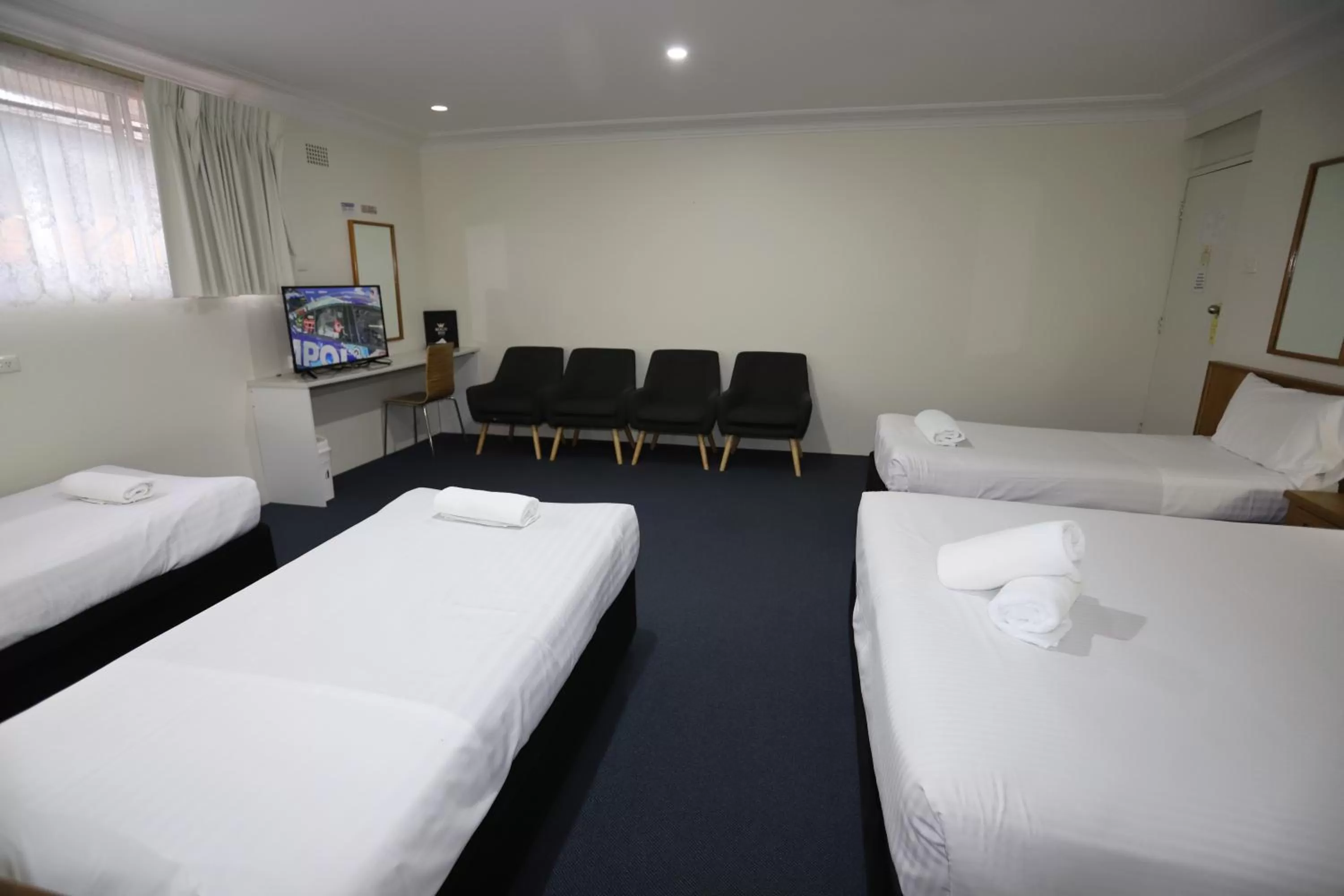 Bed in Reign Inn Newcastle