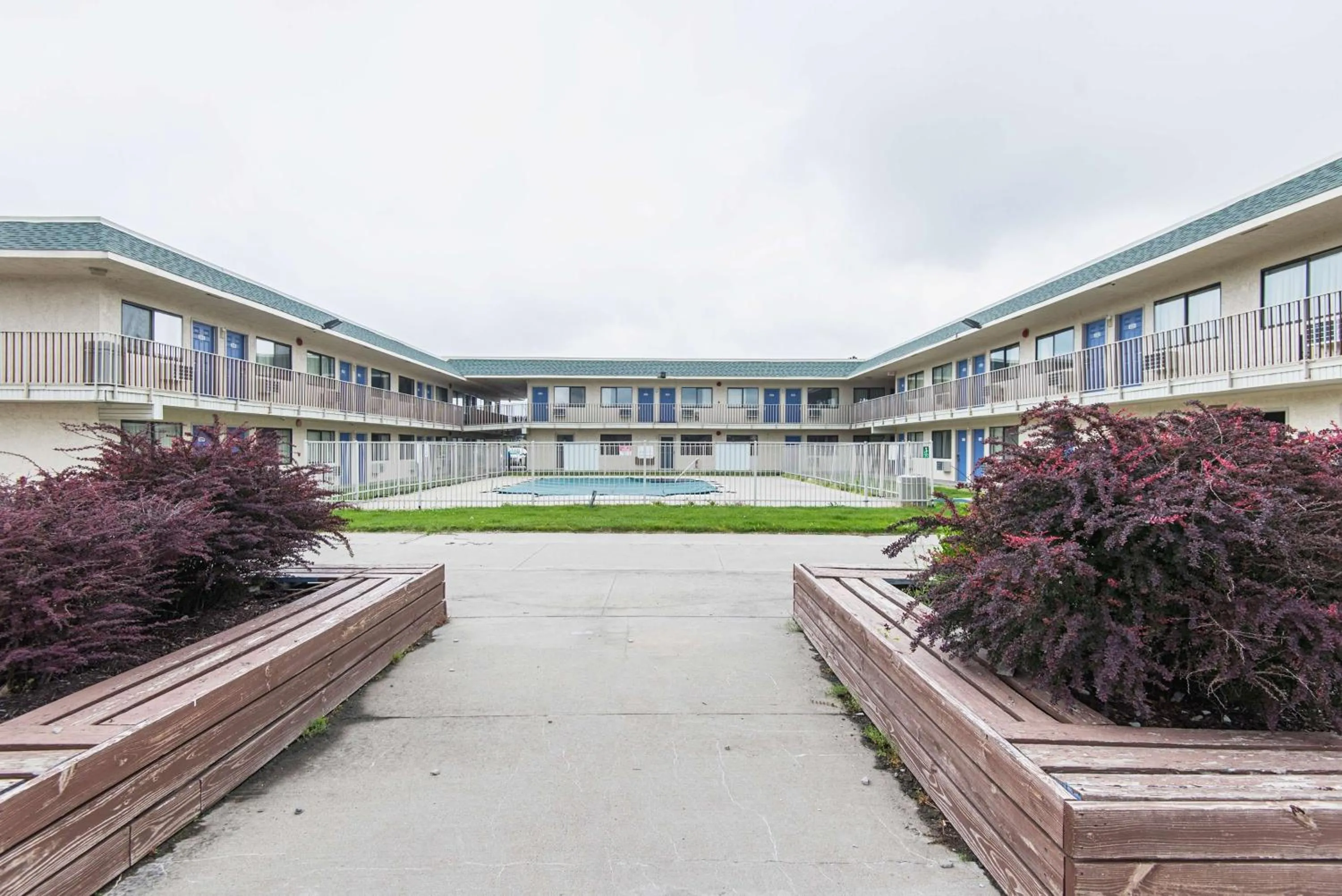 On site in Motel 6 Kansas City, MO - Airport