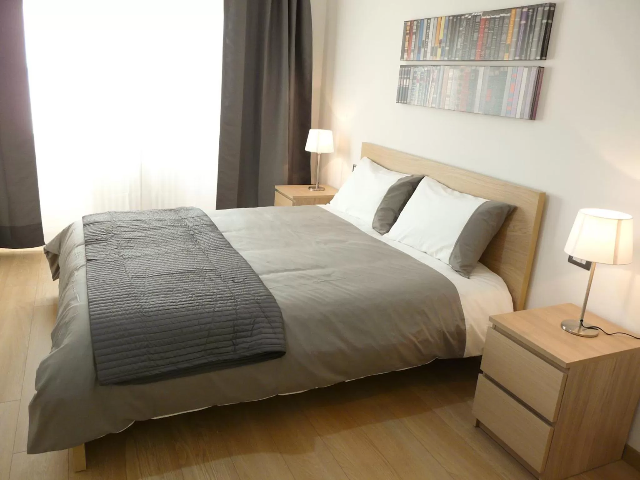 Day, Bed in Atticoromantica