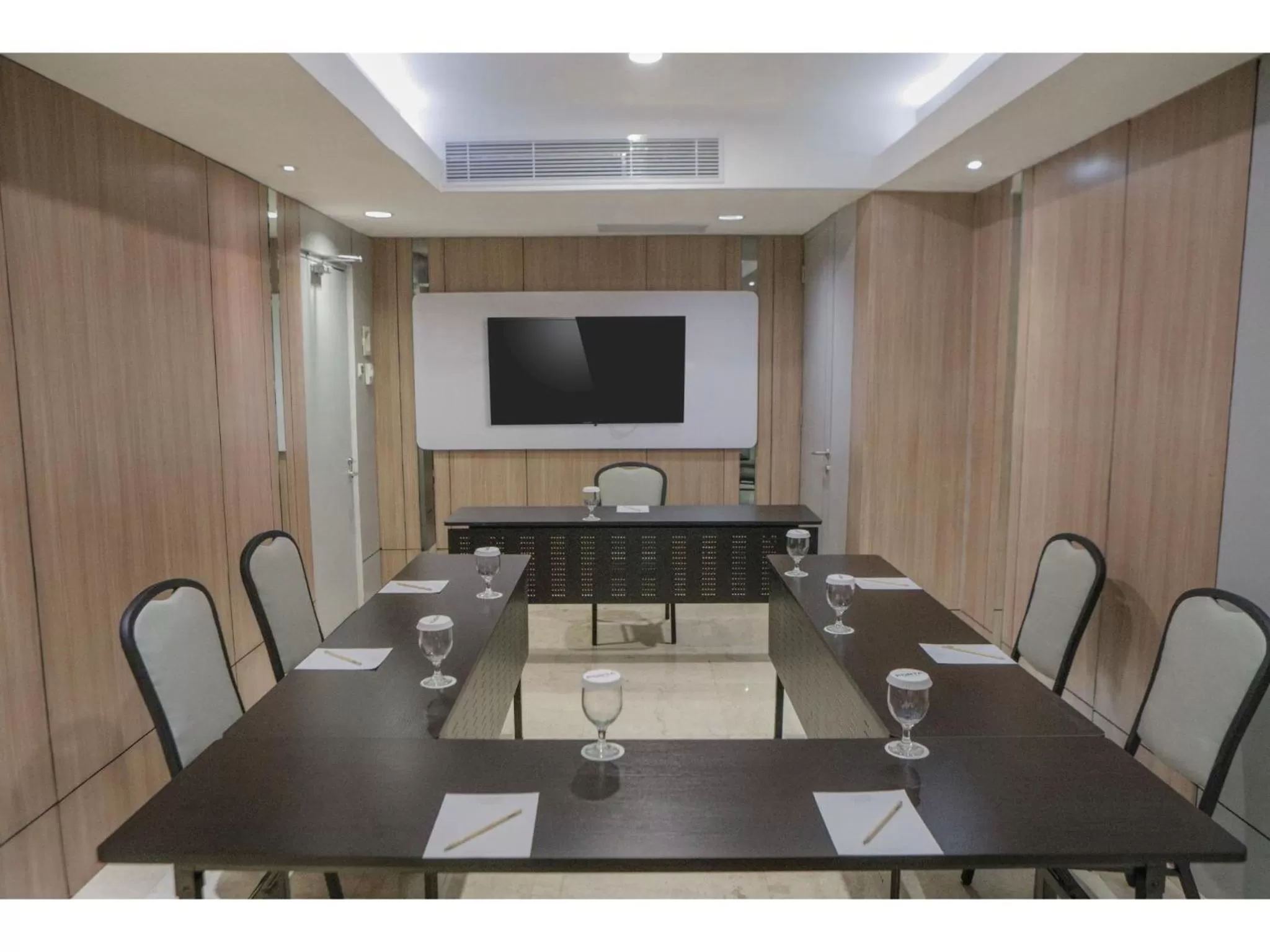 Meeting/conference room in Malyabhara Hotel