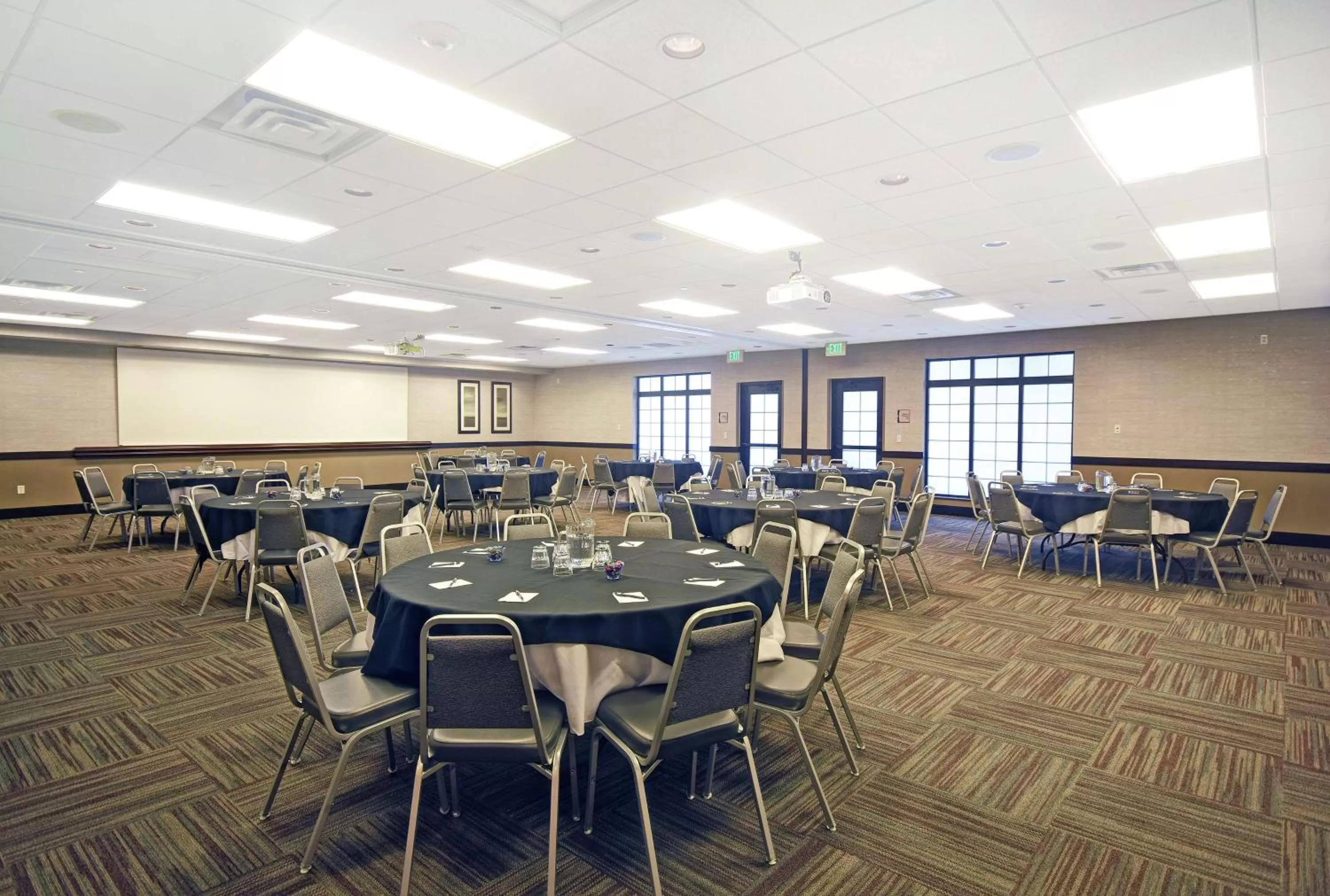 Meeting/conference room in Homewood Suites by Hilton Denver International Airport
