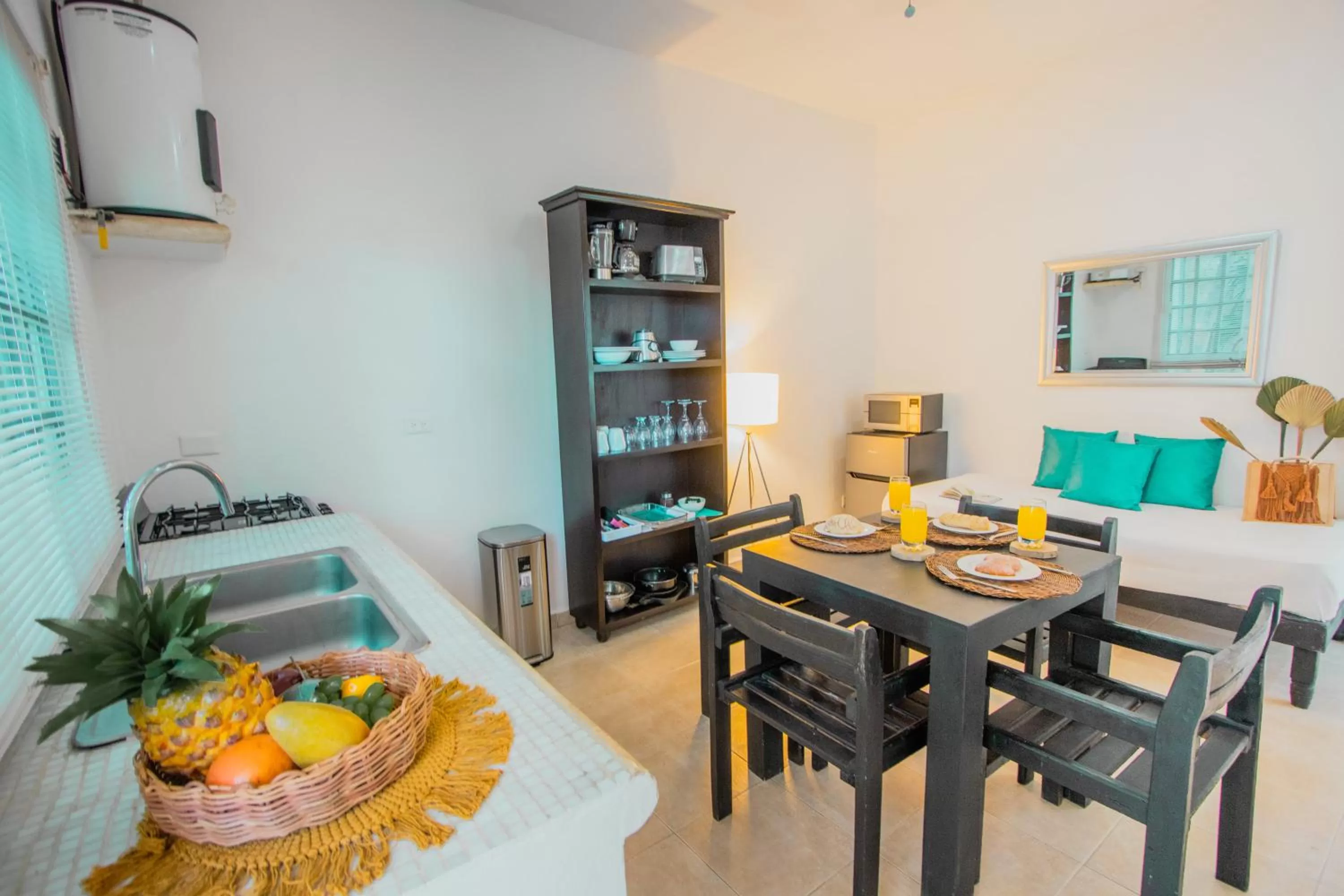 Nasim Condo Hotel con acceso BEACH CLUB GRATIS, metros 5th AVENIDA