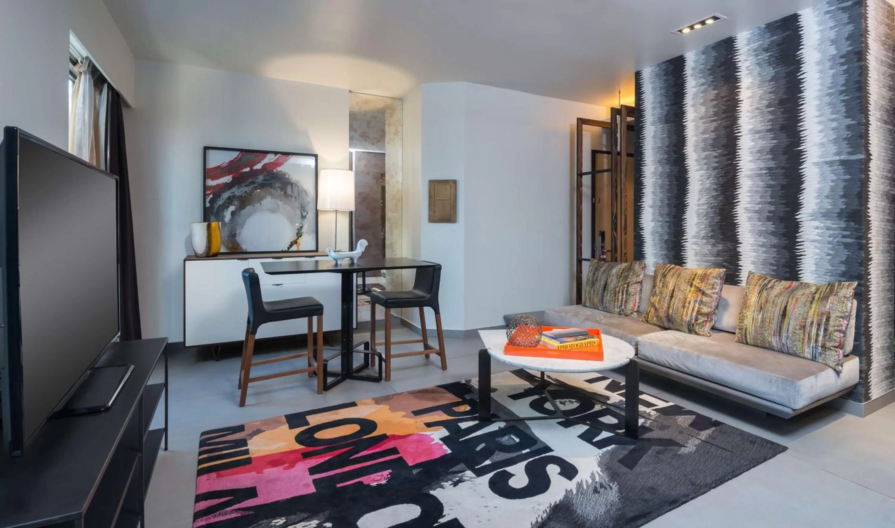 Photo of the whole room in Hyatt Herald Square New York