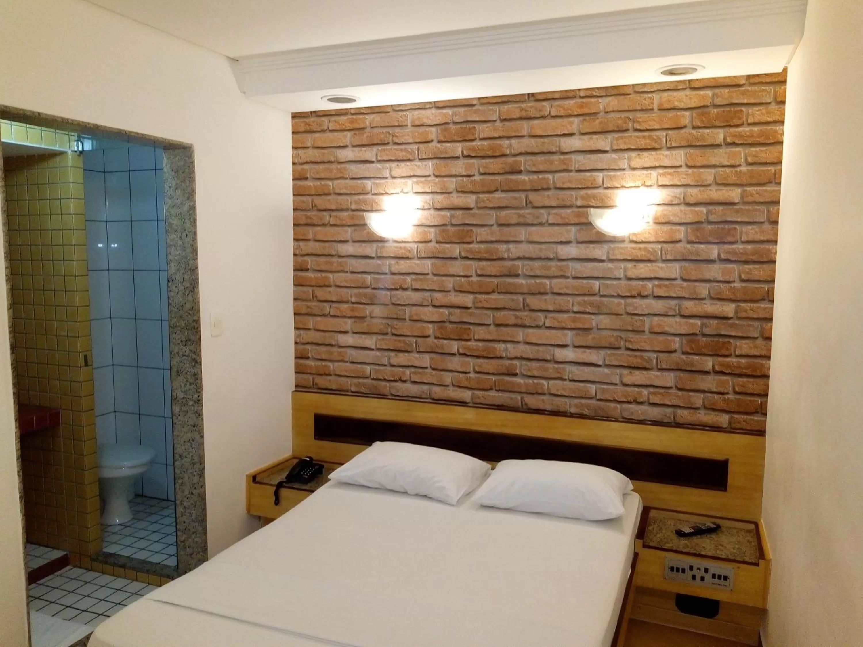 Staff, Bed in Hotel Estrela da Agua Fria