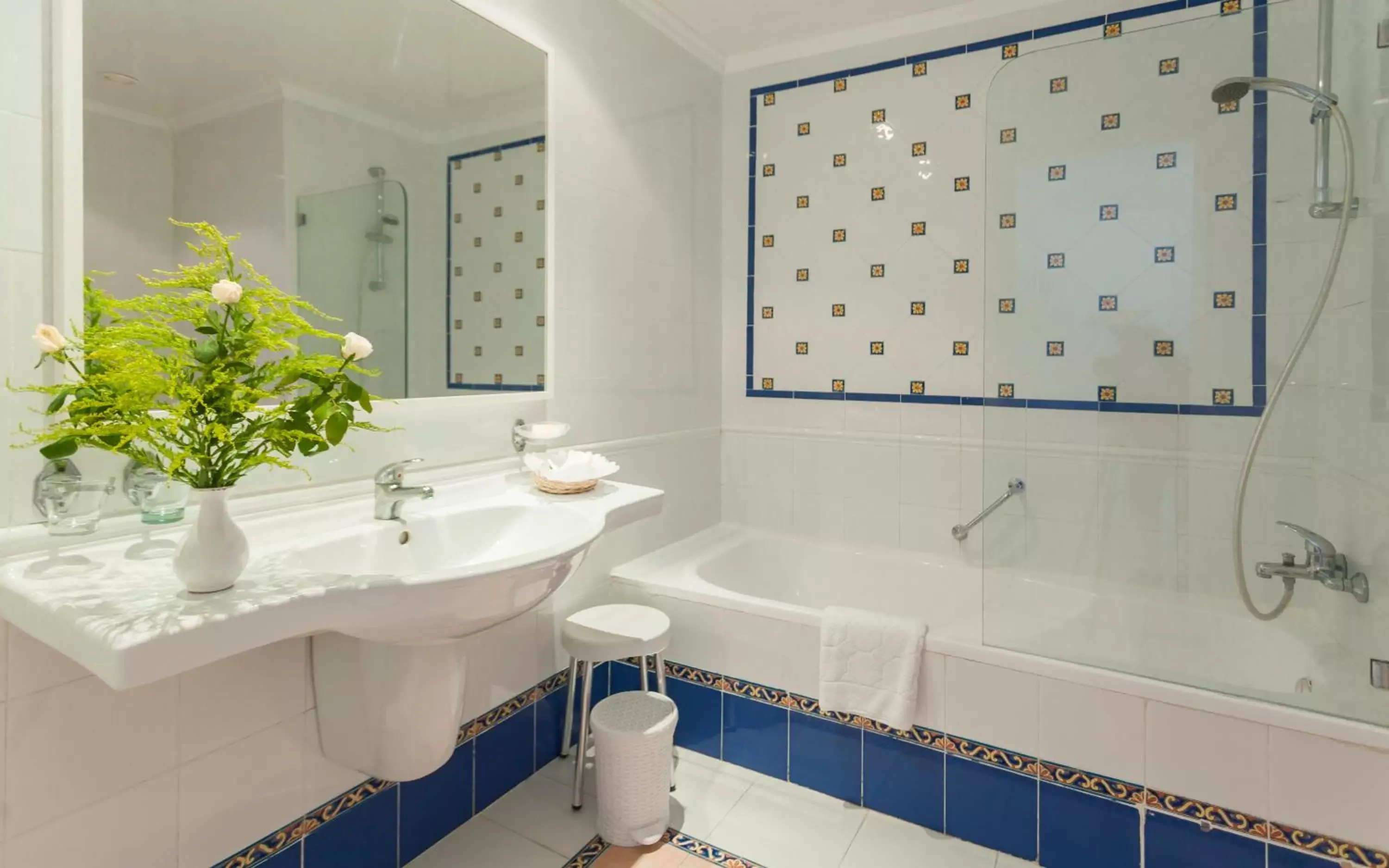 Triple Room with Sea View - single occupancy in Hotel Marhaba Club Triple Room with Sea View - single occupancy in Hotel Marhaba Club