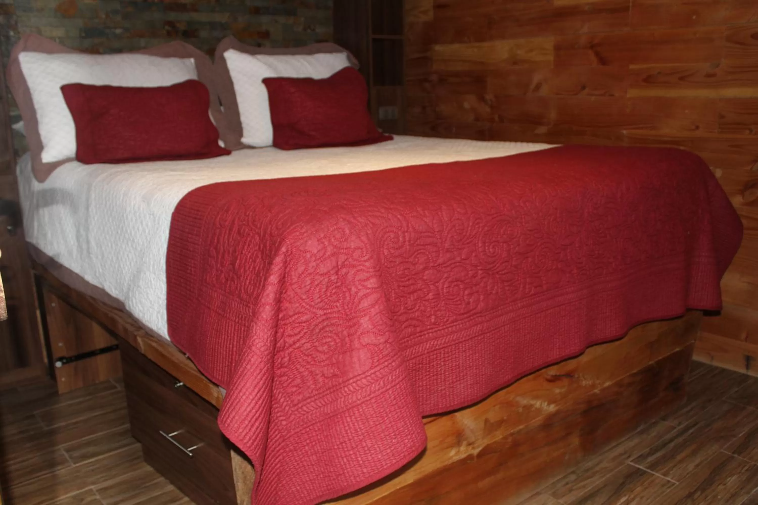 Bed in Hotel Manada del Desierto