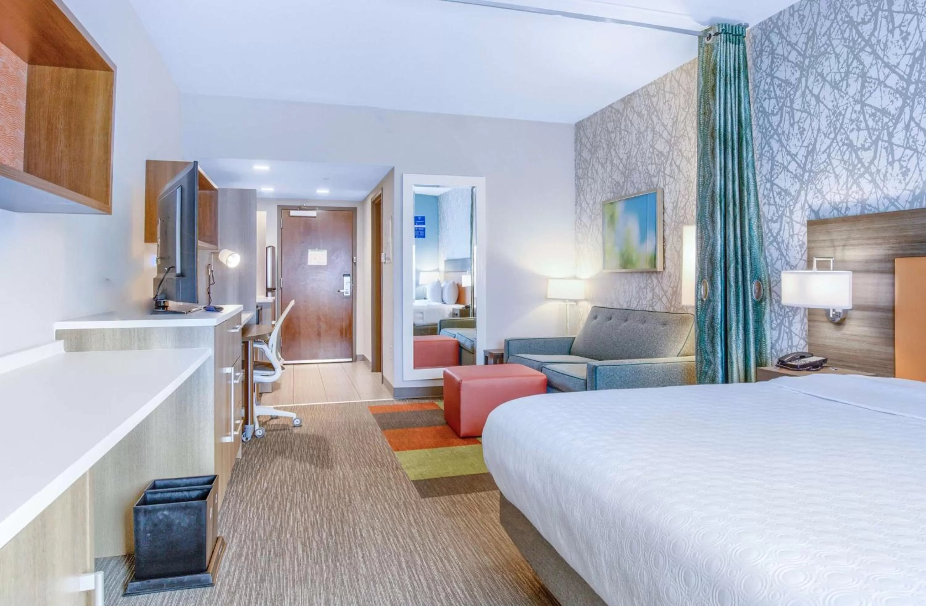 Bedroom, Bed in Home2 Suites by Hilton Mobile West I-10 Tillmans Corner