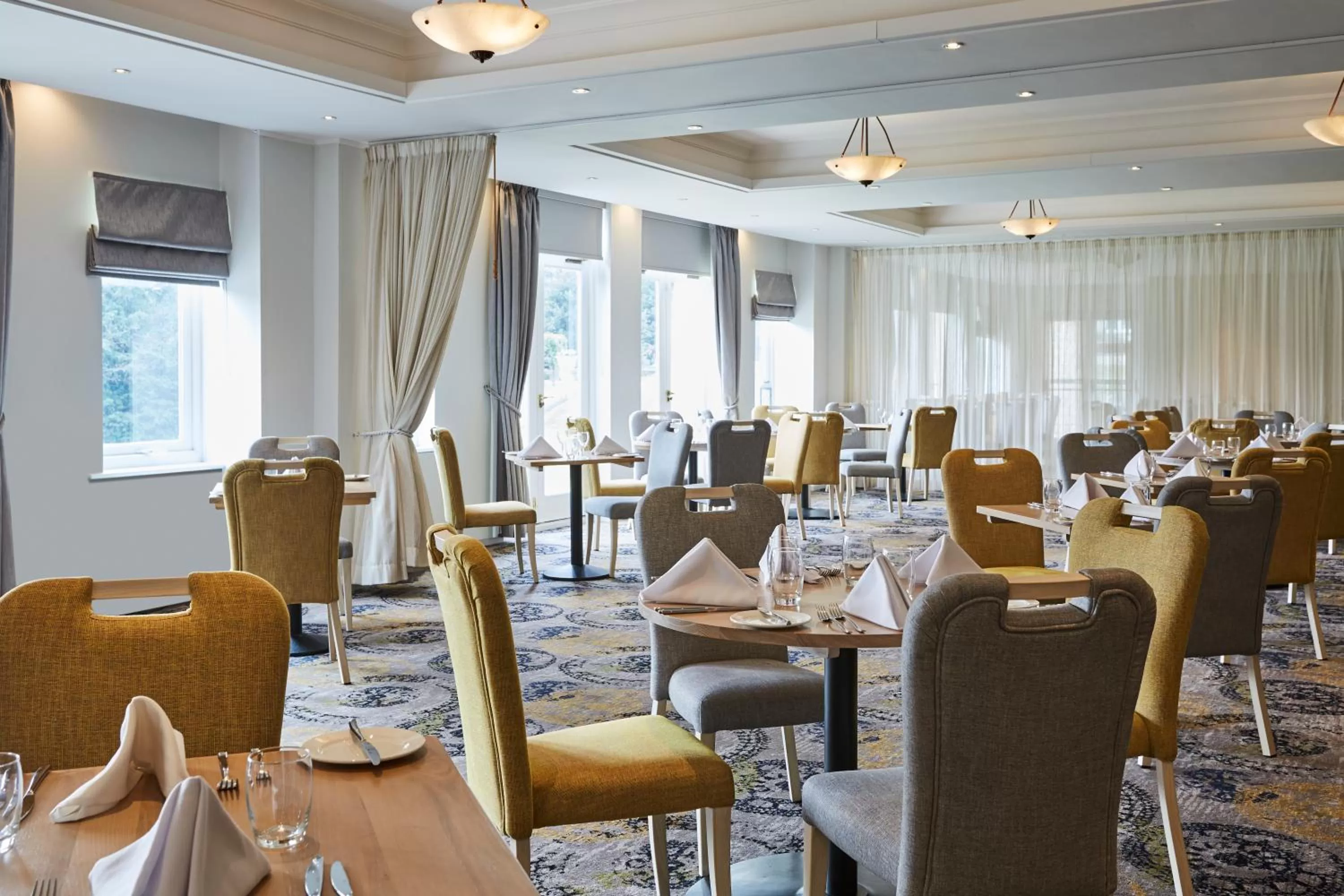 Restaurant/places to eat in Mercure Sheffield Kenwood Hall & Spa