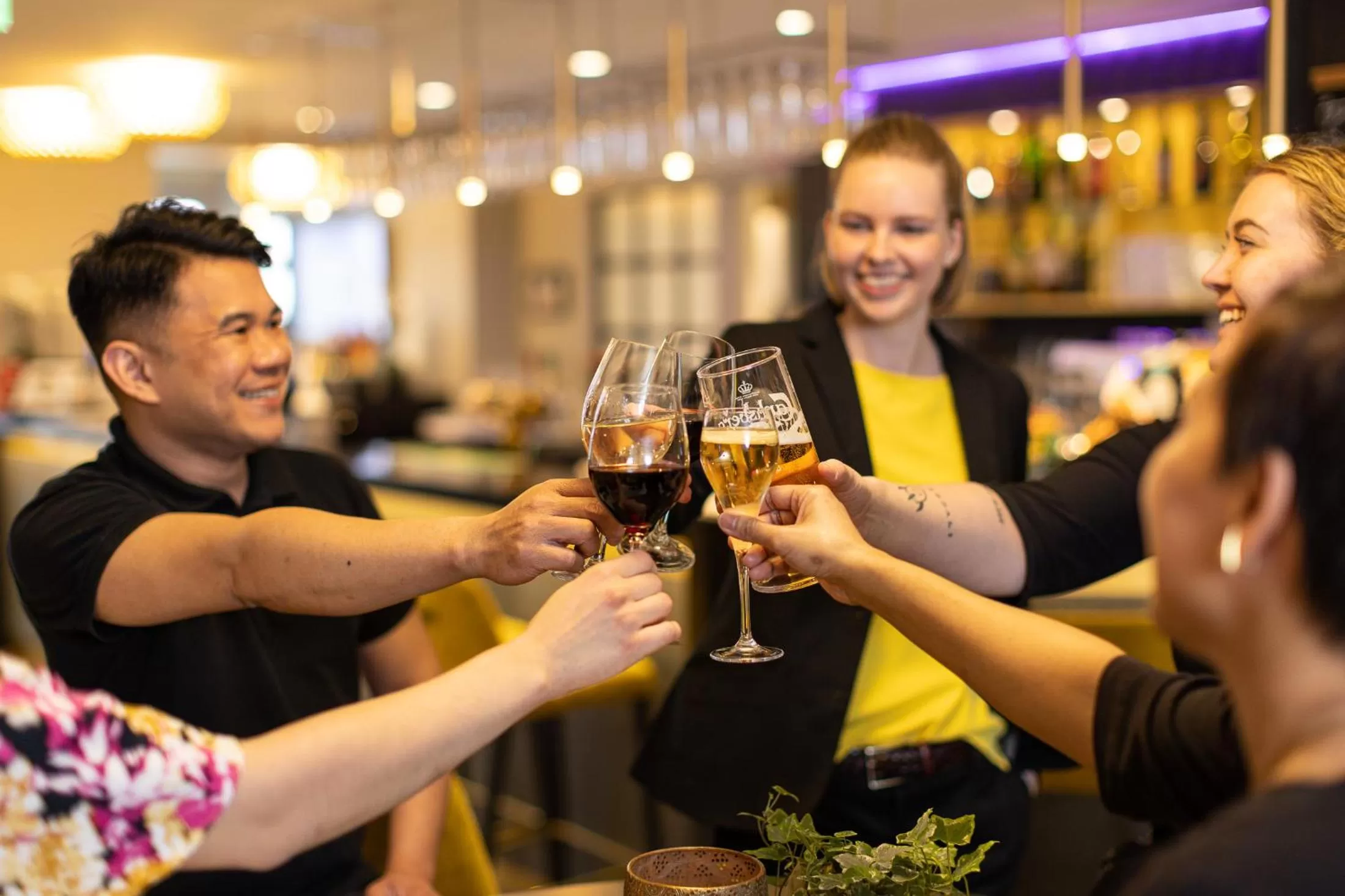 People in Thon Partner Hotel Dockyard