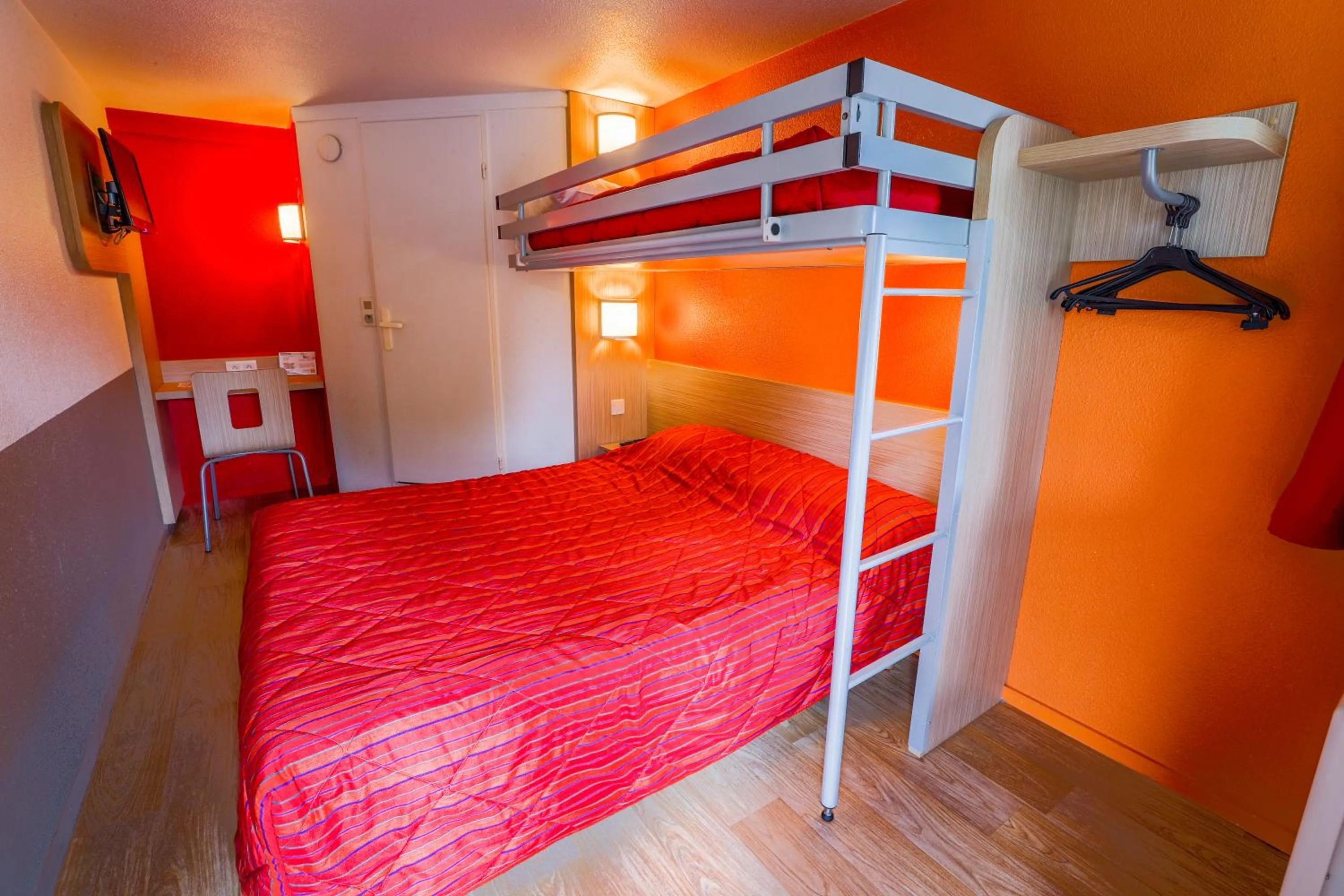 bunk bed in Premiere Classe St Quentin