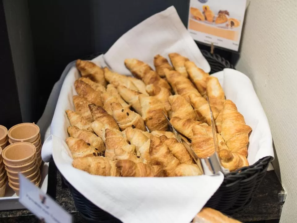 Buffet breakfast, Food in Domaine Leidinger