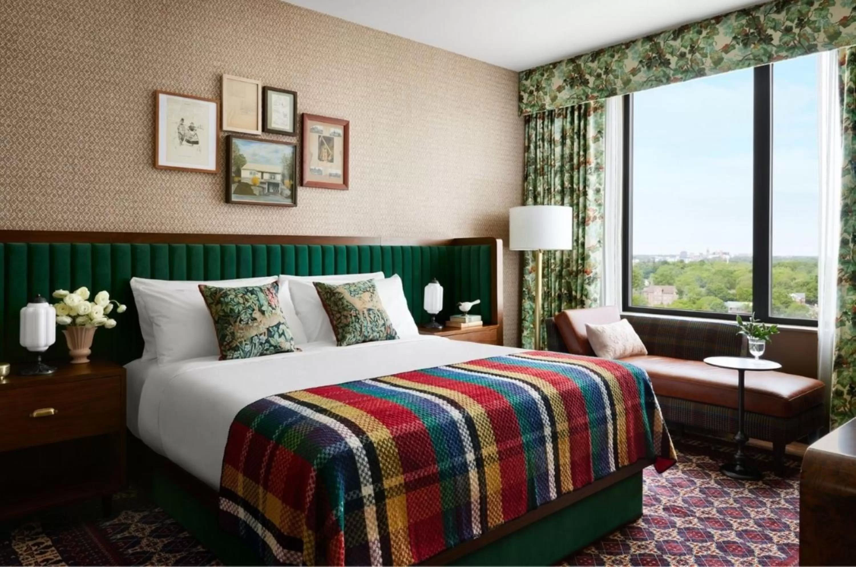 Bedroom, Bed in Graduate by Hilton East Lansing