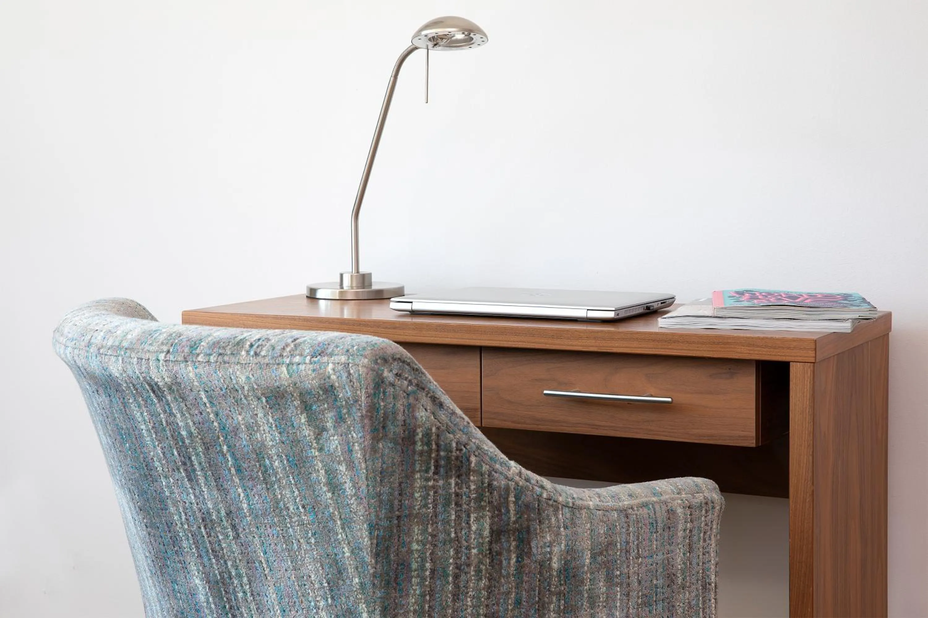 Living room in HQ Aparthotel Farnborough