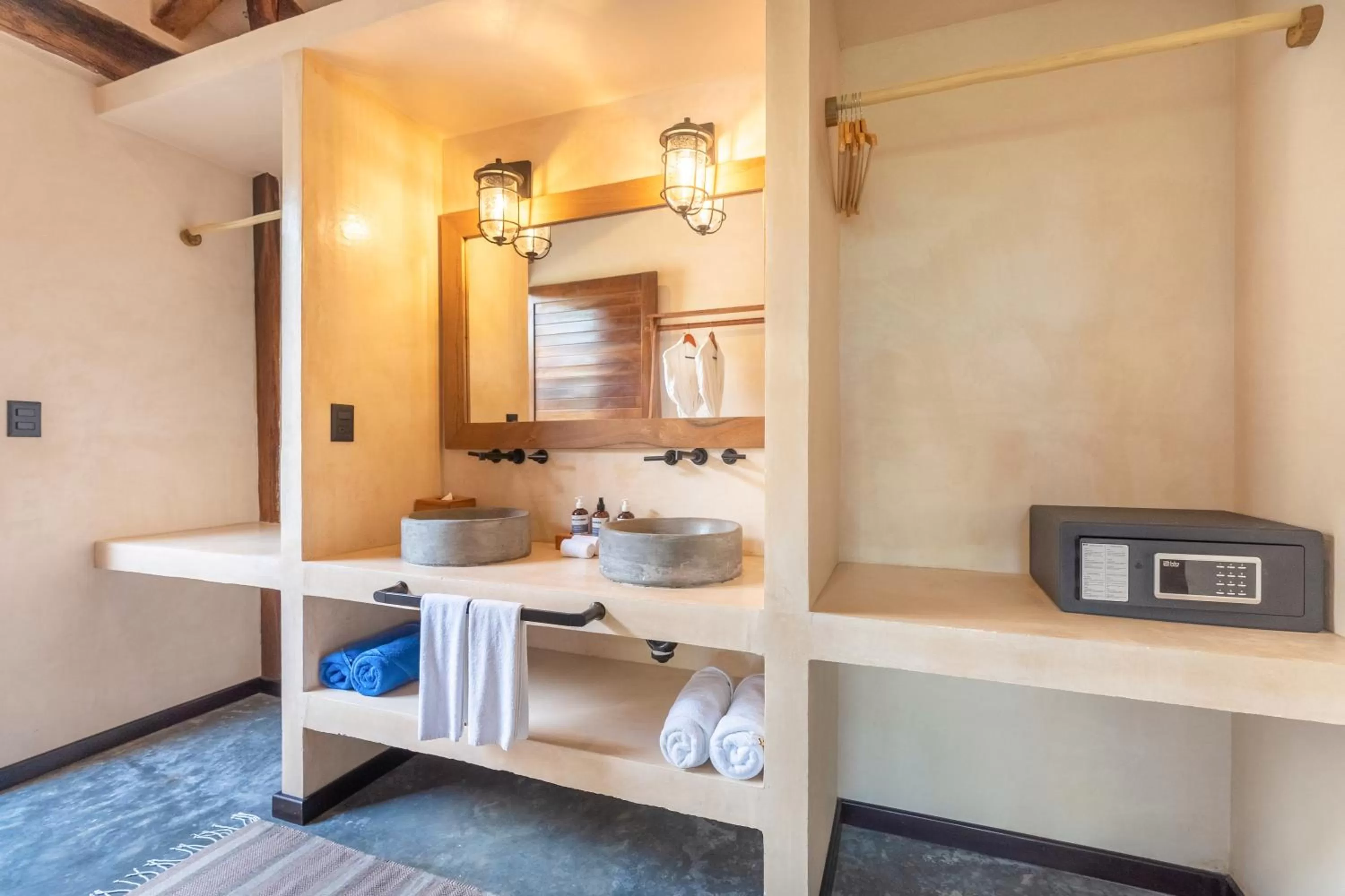 Bathroom in Villa Pescadores Tulum-Beachfront hotel by Ahau Collection