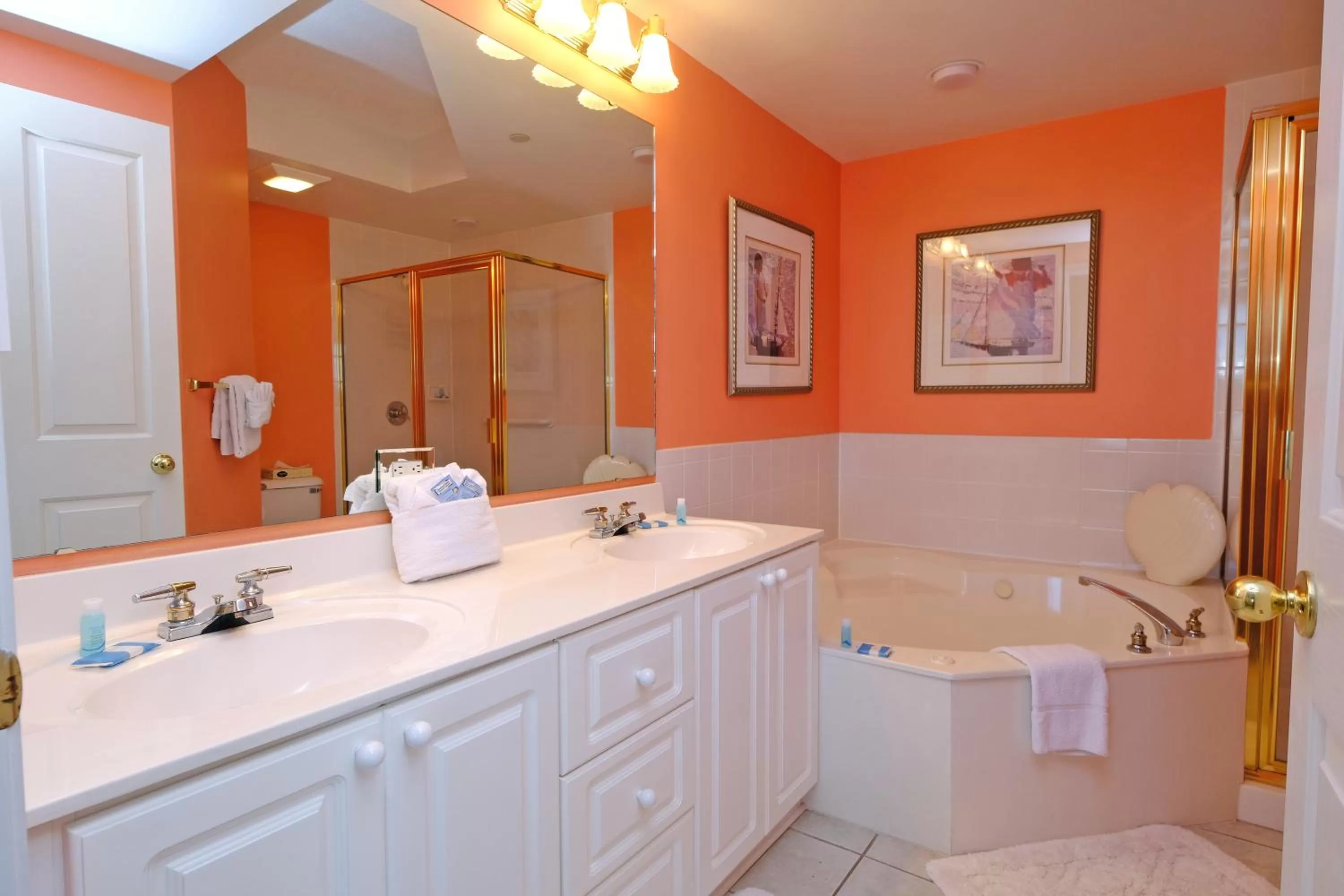 Litchfield Beach & Golf Resort