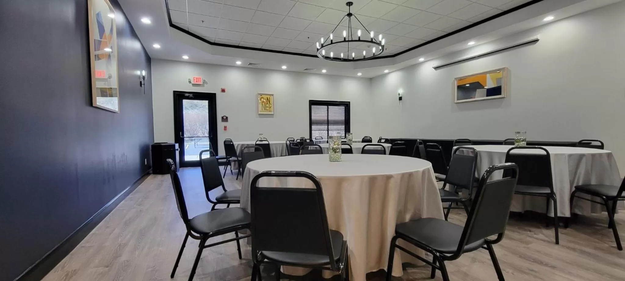 Meeting/conference room in Holiday Inn Express Hotel & Suites Newton Sparta by IHG