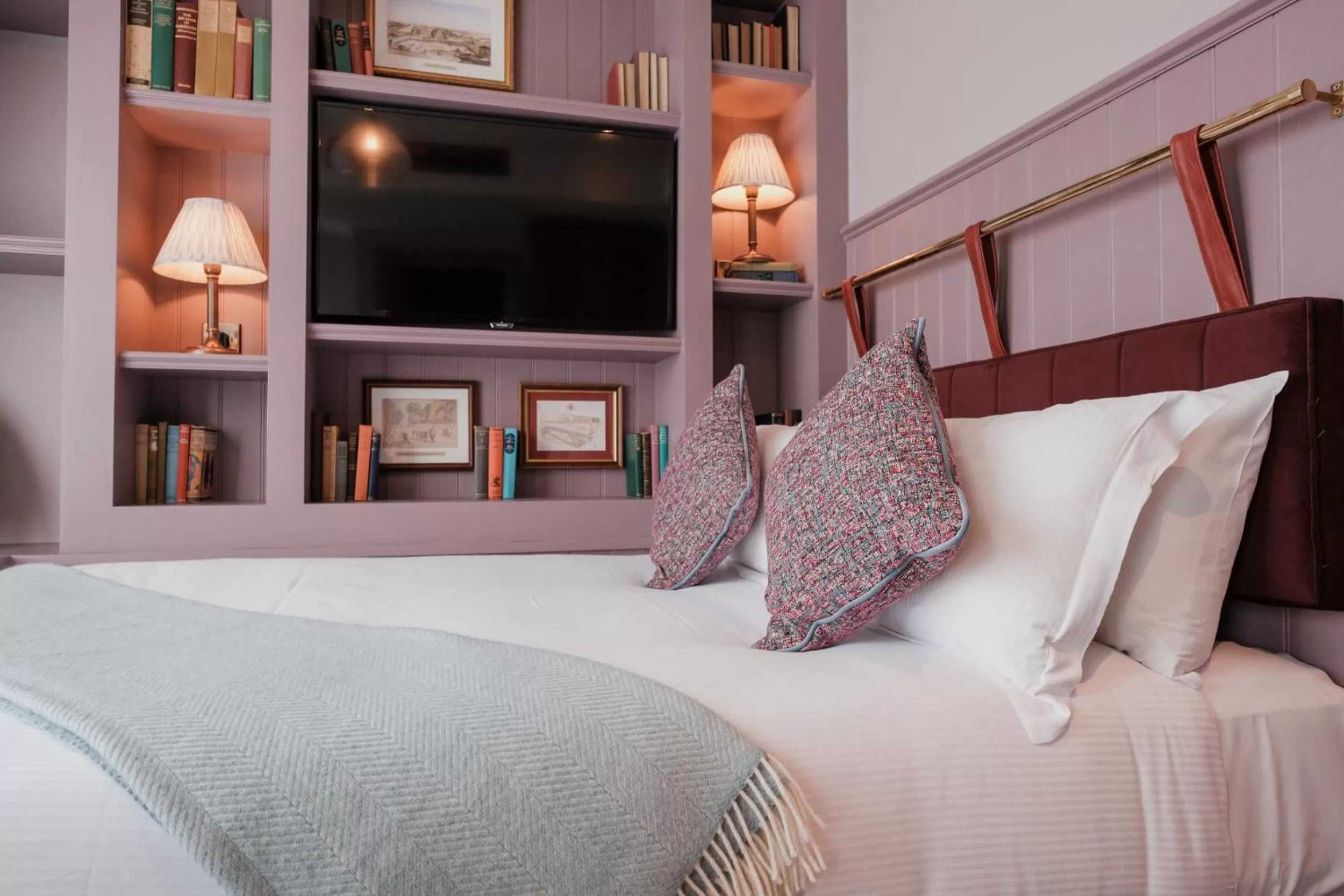 Bed in The Sanctuary House Hotel