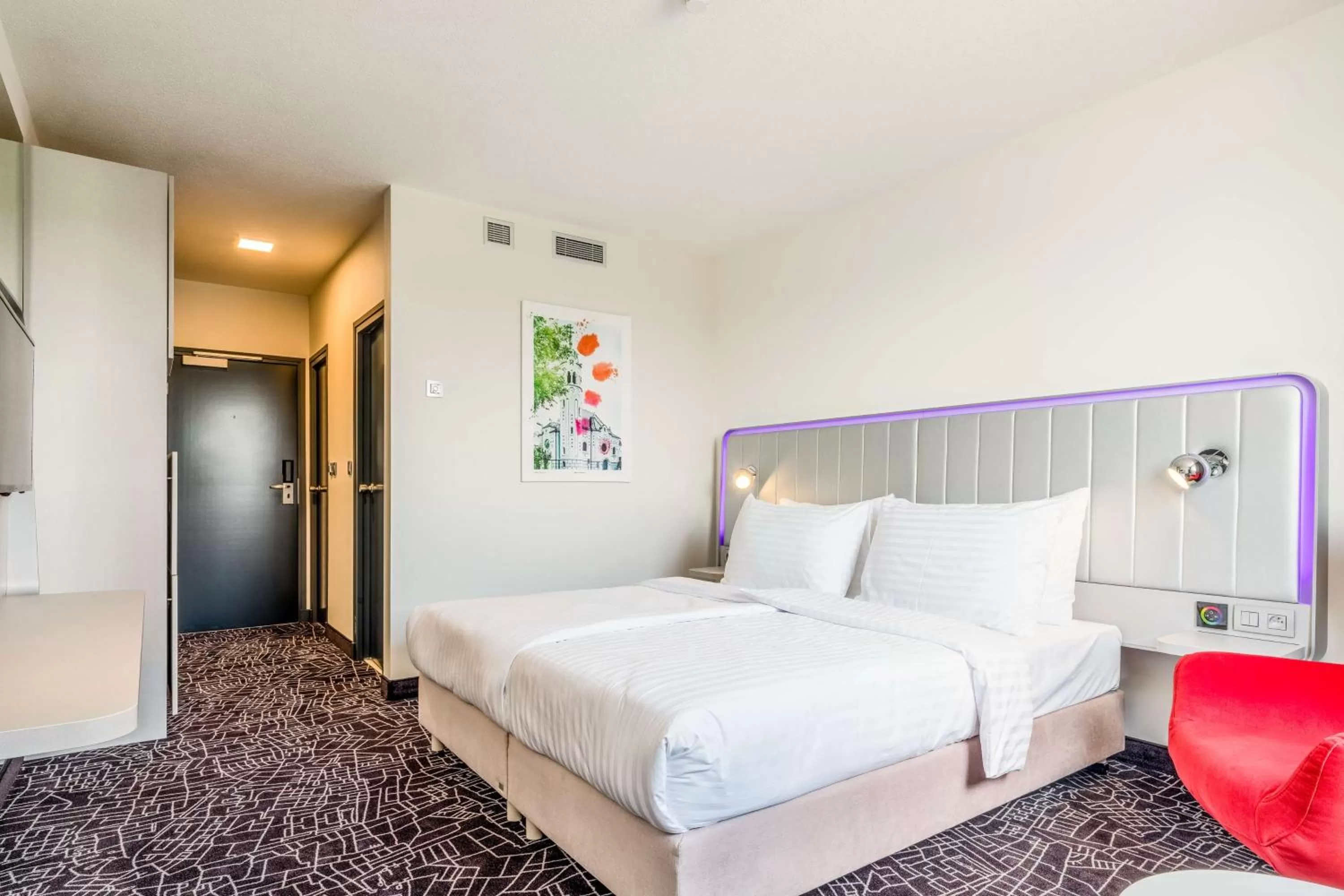 Photo of the whole room, Bed in Park Inn by Radisson Danube Bratislava