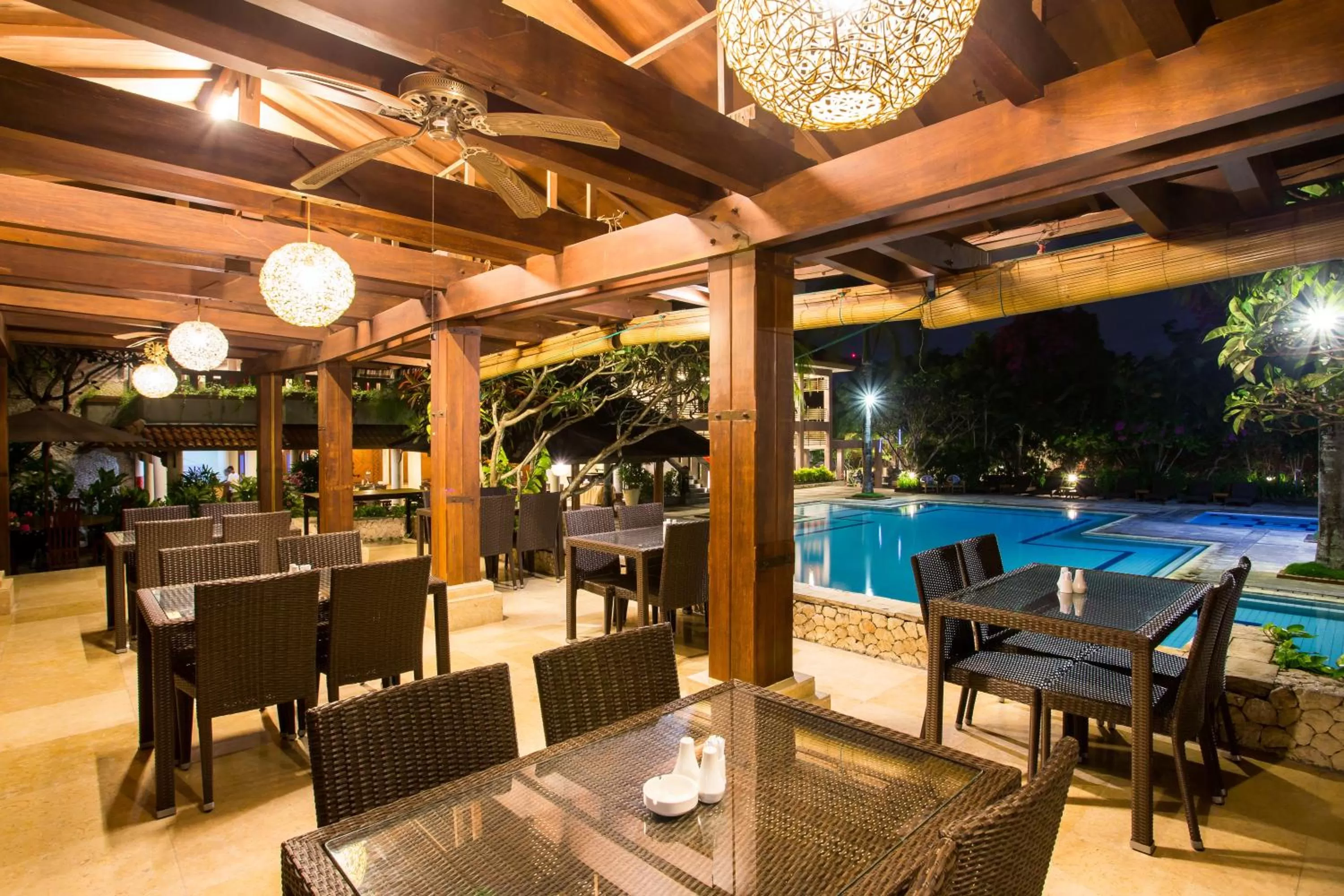 Restaurant/places to eat in Plagoo Holiday Hotel