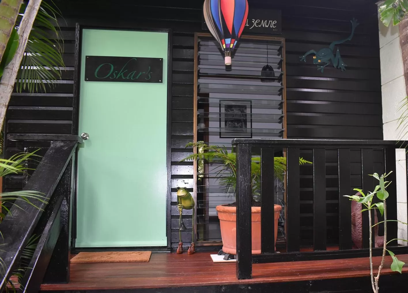 Oskar's Rain Forest Retreat