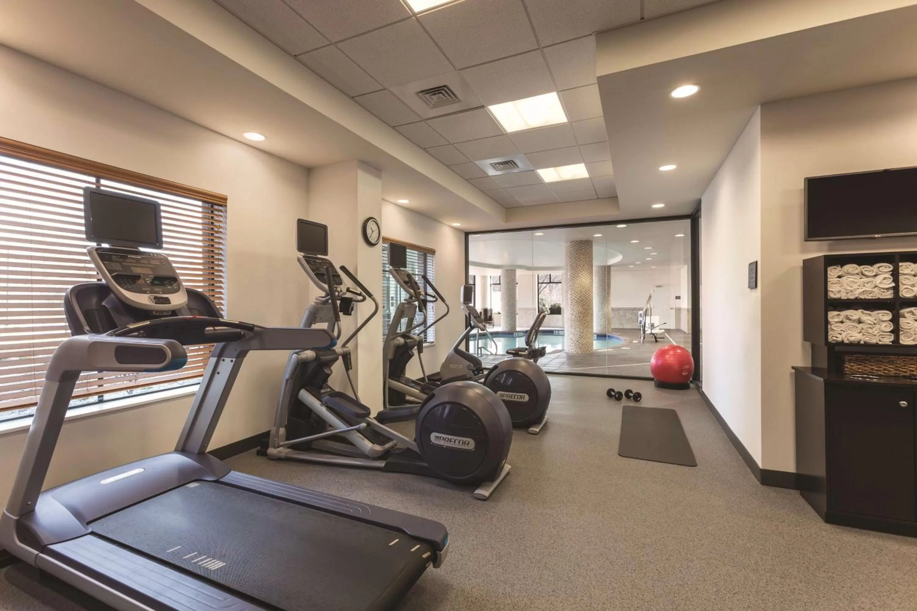 Fitness centre/facilities in Hilton Garden Inn Wallingford/Meriden