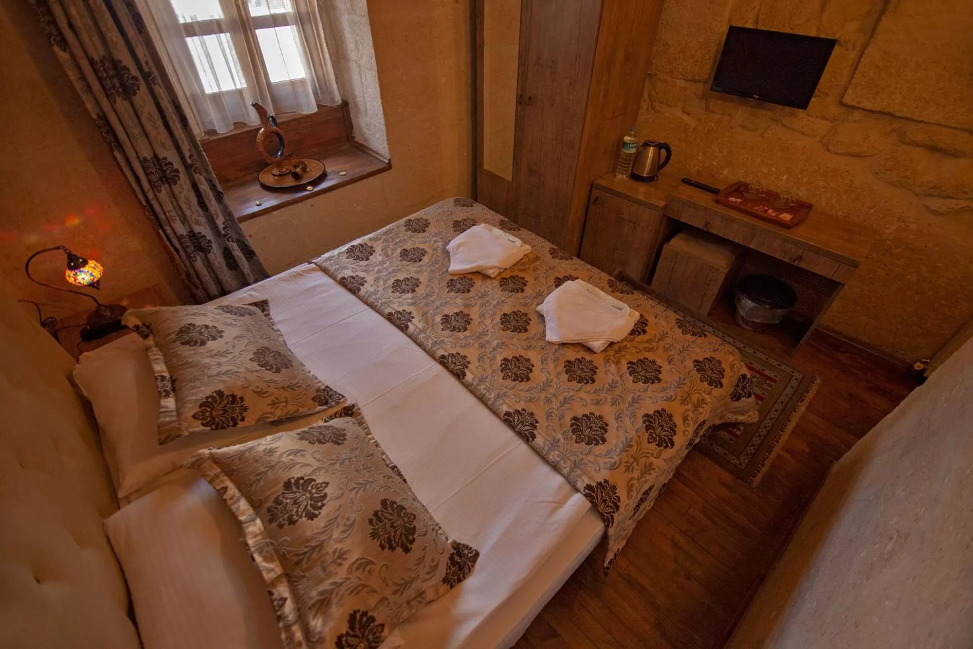 Bedroom, Bed in Diamond of Cappadocia