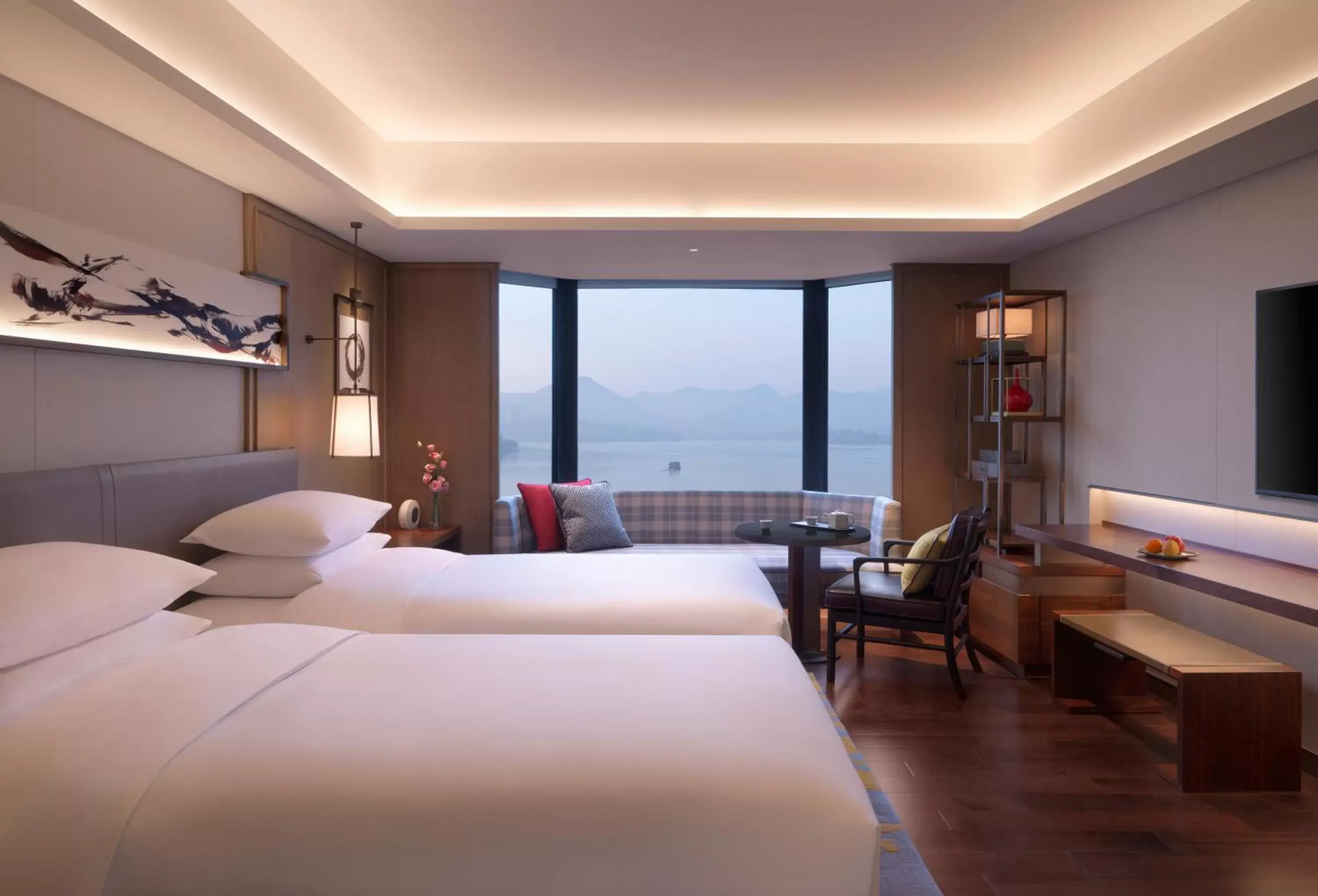Twin Room with Lake View in Grand Hyatt Hangzhou Twin Room with Lake View in Grand Hyatt Hangzhou
