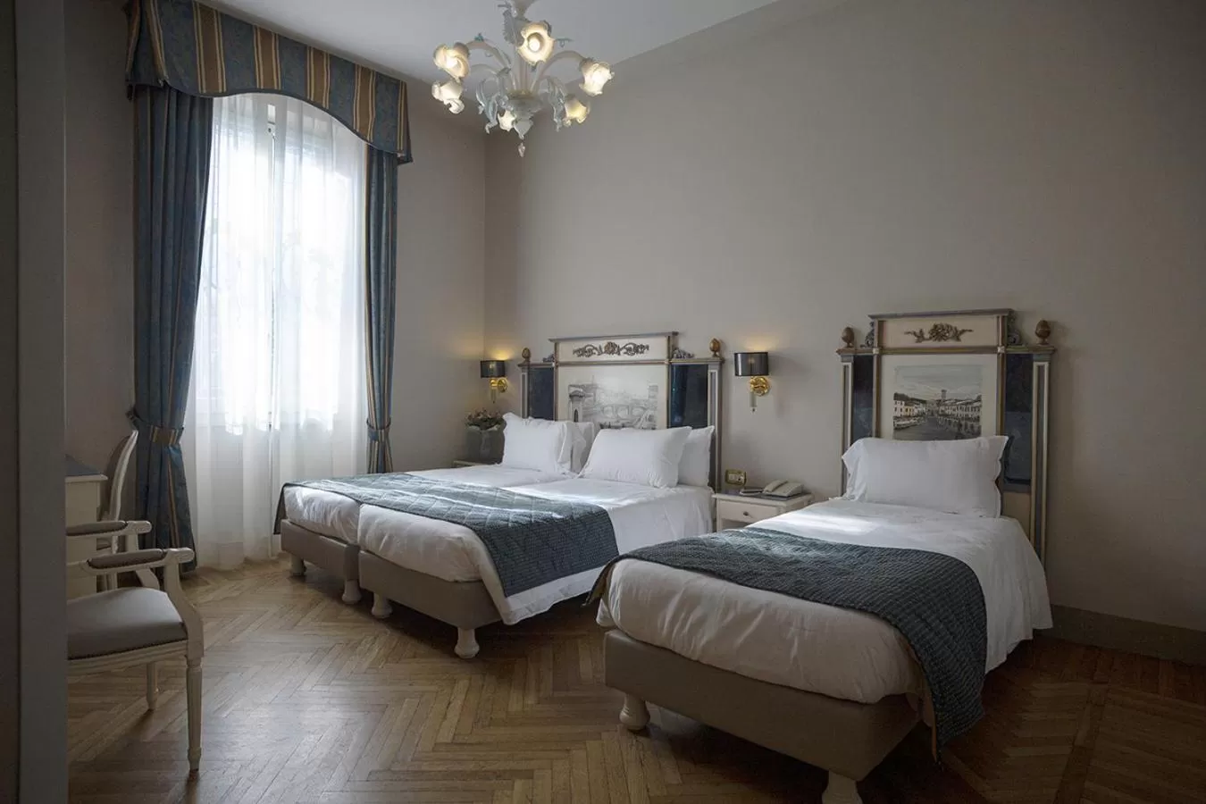 Photo of the whole room, Bed in Hotel Donatello