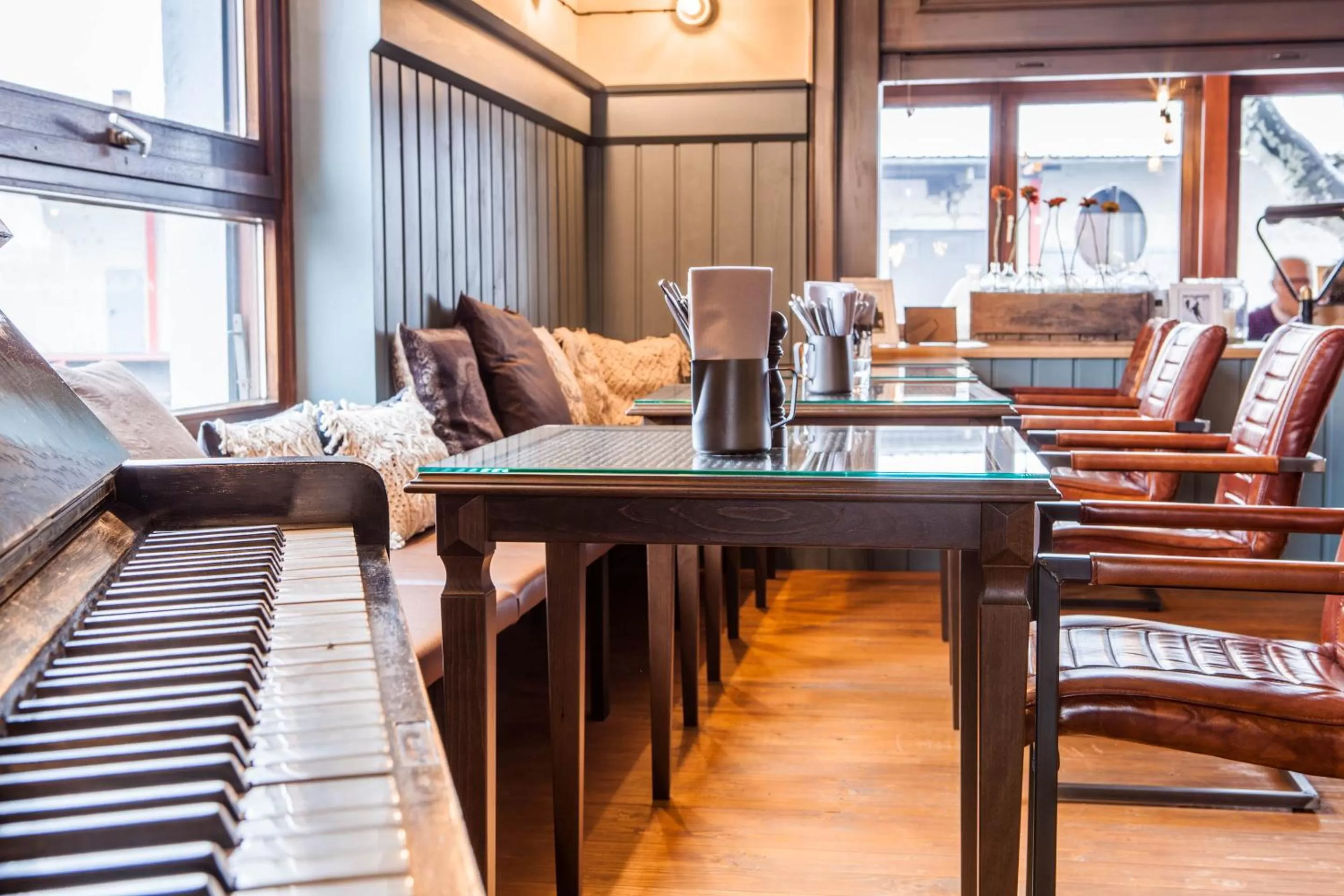 Dining area in Hafen 17 Hotel Küche Bar