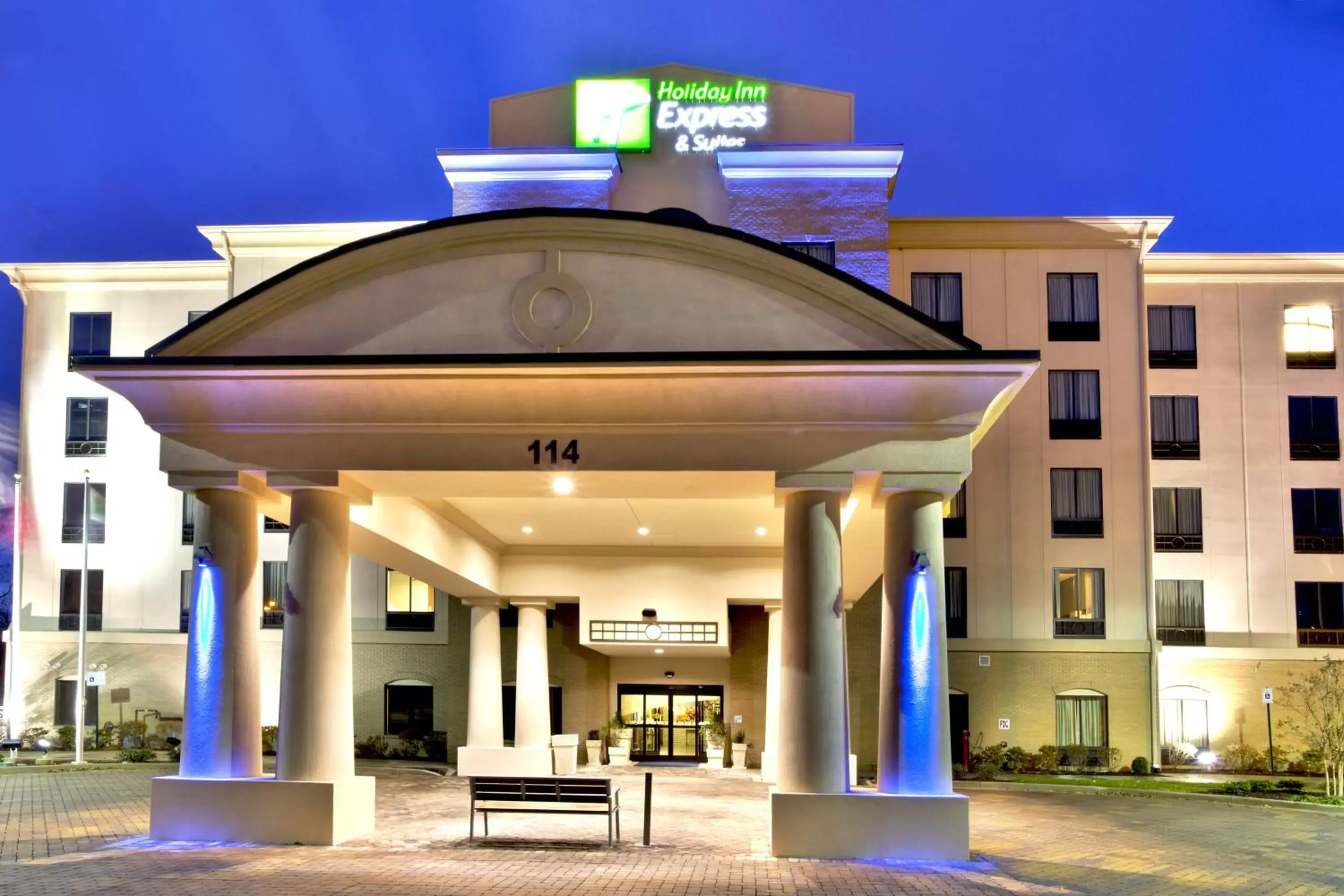 Holiday Inn Express & Suites Oak Ridge by IHG Holiday Inn Express & Suites Oak Ridge by IHG