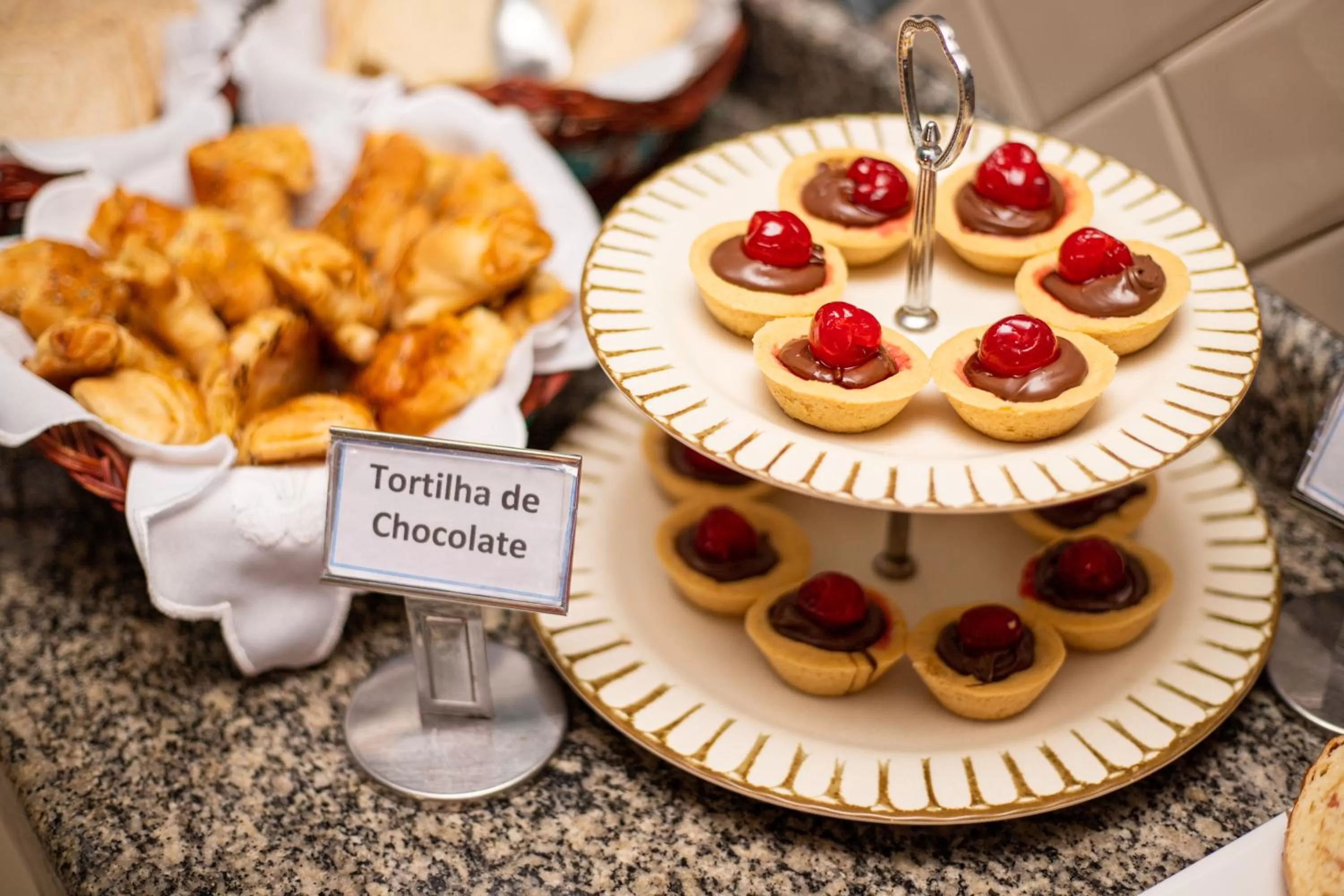 Breakfast in Pousada Mariluz