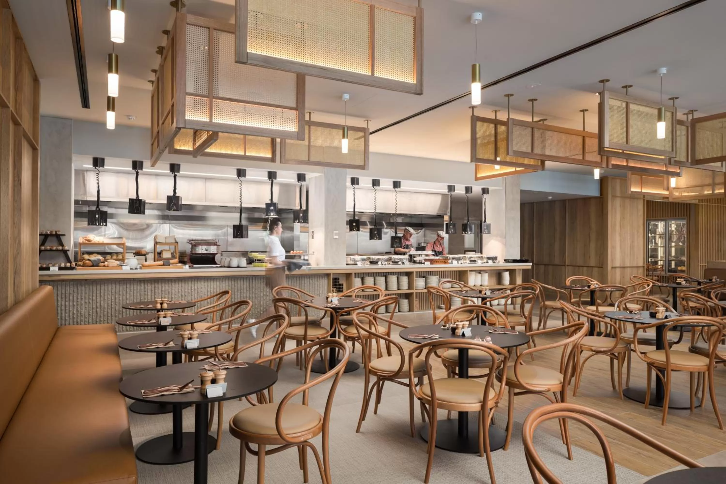 Restaurant/places to eat in Crystalbrook Riley