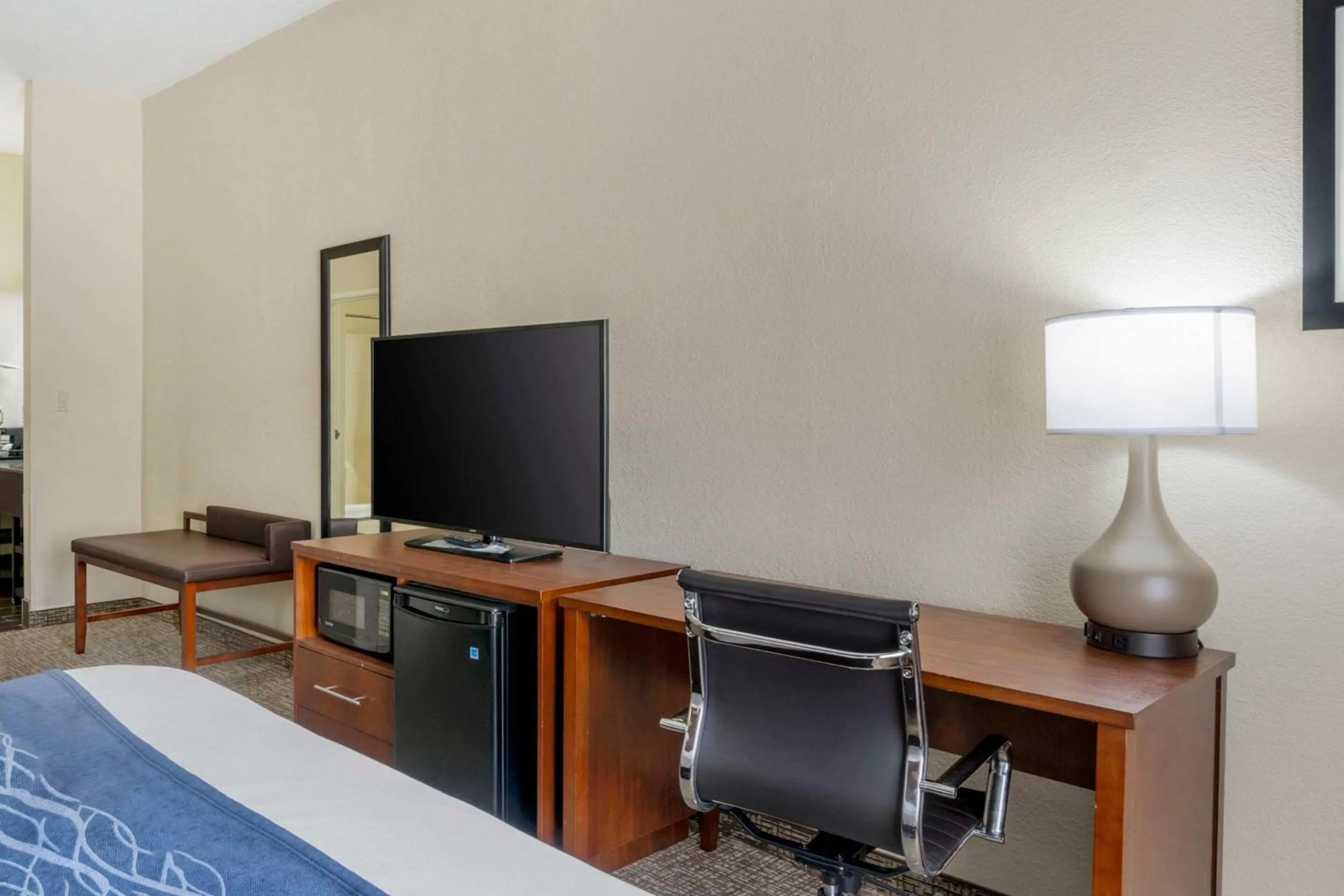 Bedroom, Bed in Comfort Inn & Suites La Grange - Louisville Area