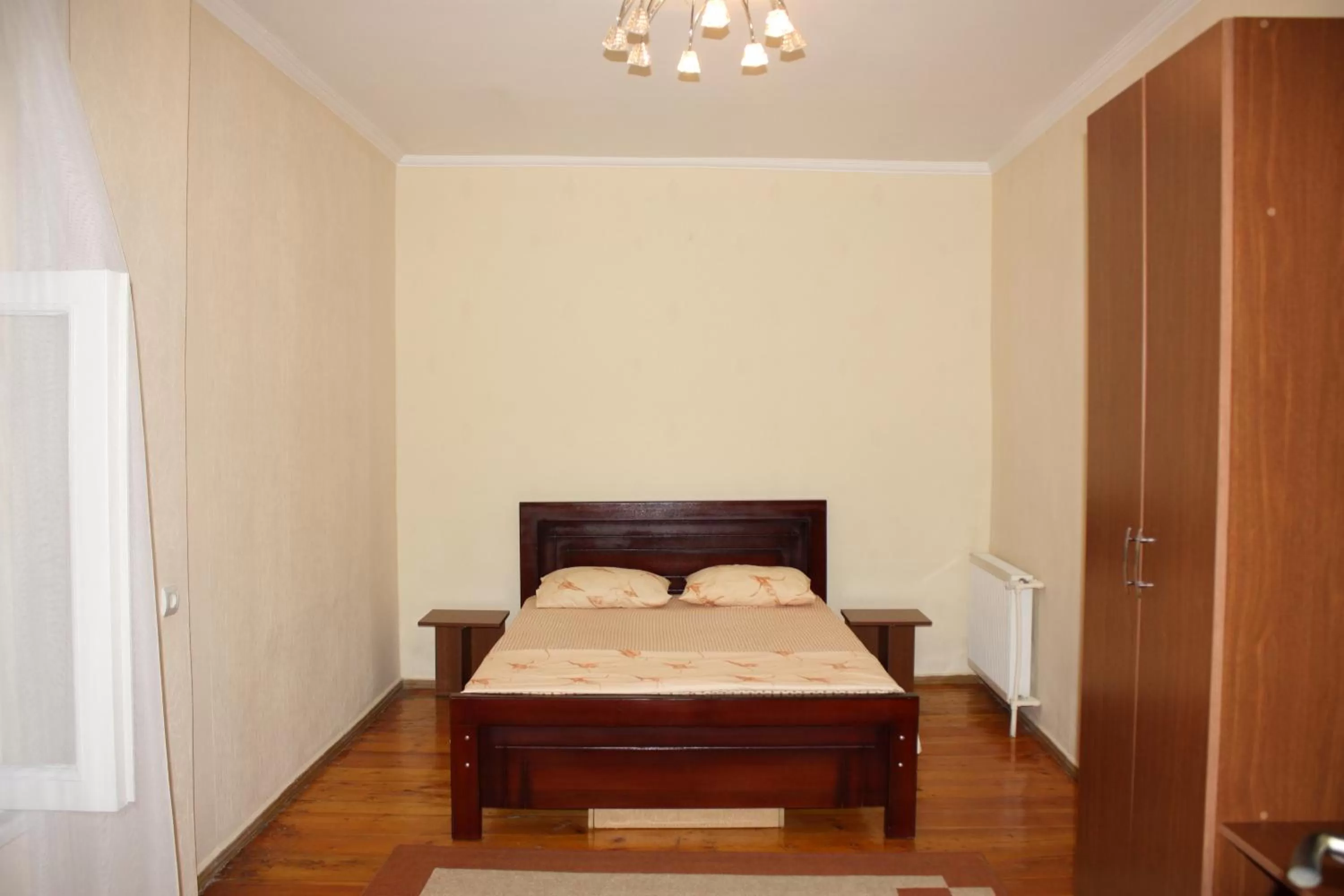 Bedroom, Bed in Paradise Hotel