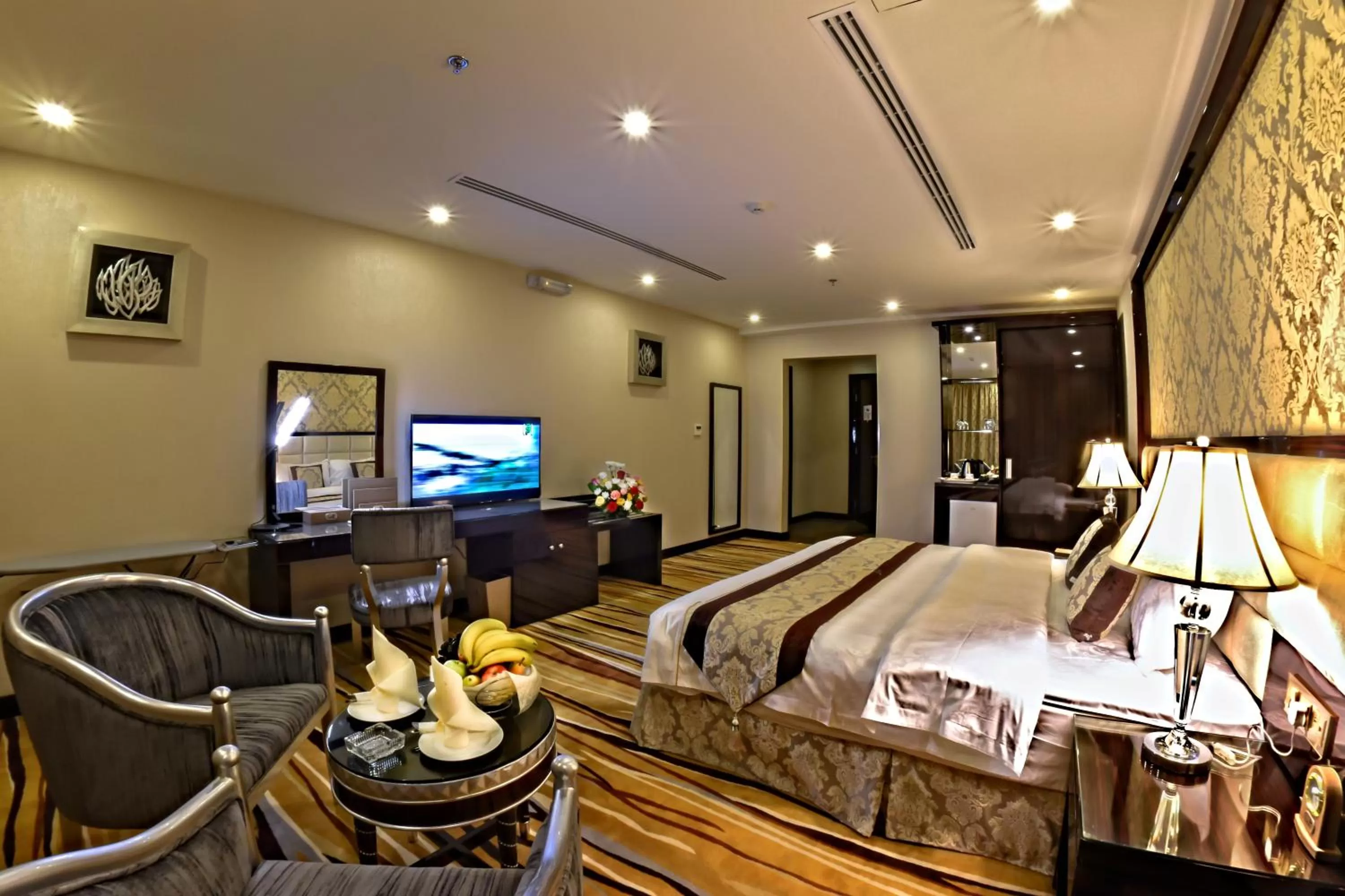 Photo of the whole room in Garden Plaza Hotel